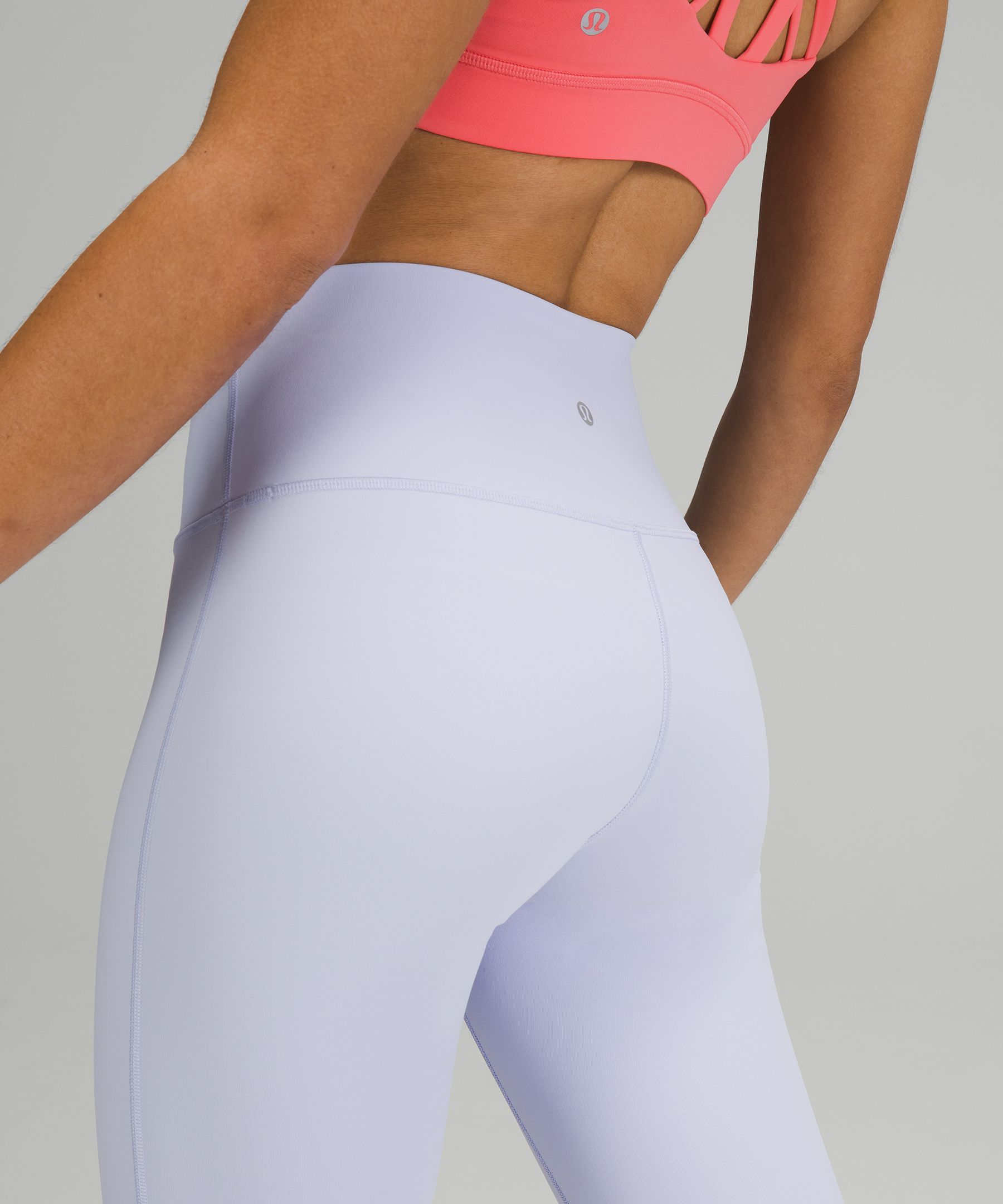 So I bought this one for my wife WUHR Tight 25 *Luxtreme 4 final sale I  noticed that this legging have two layers. On the website and the app show  difference one