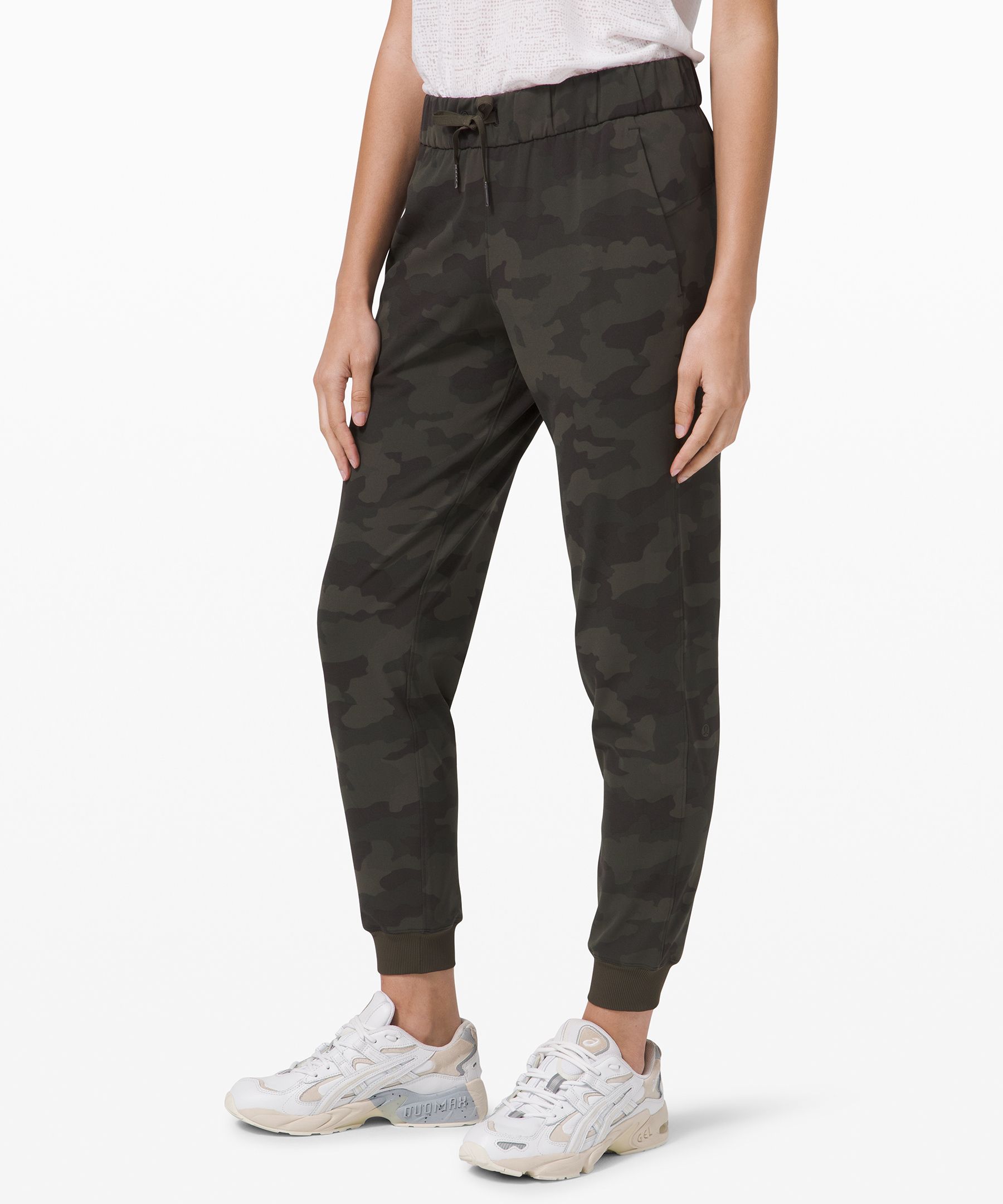 pants similar to lululemon on the fly