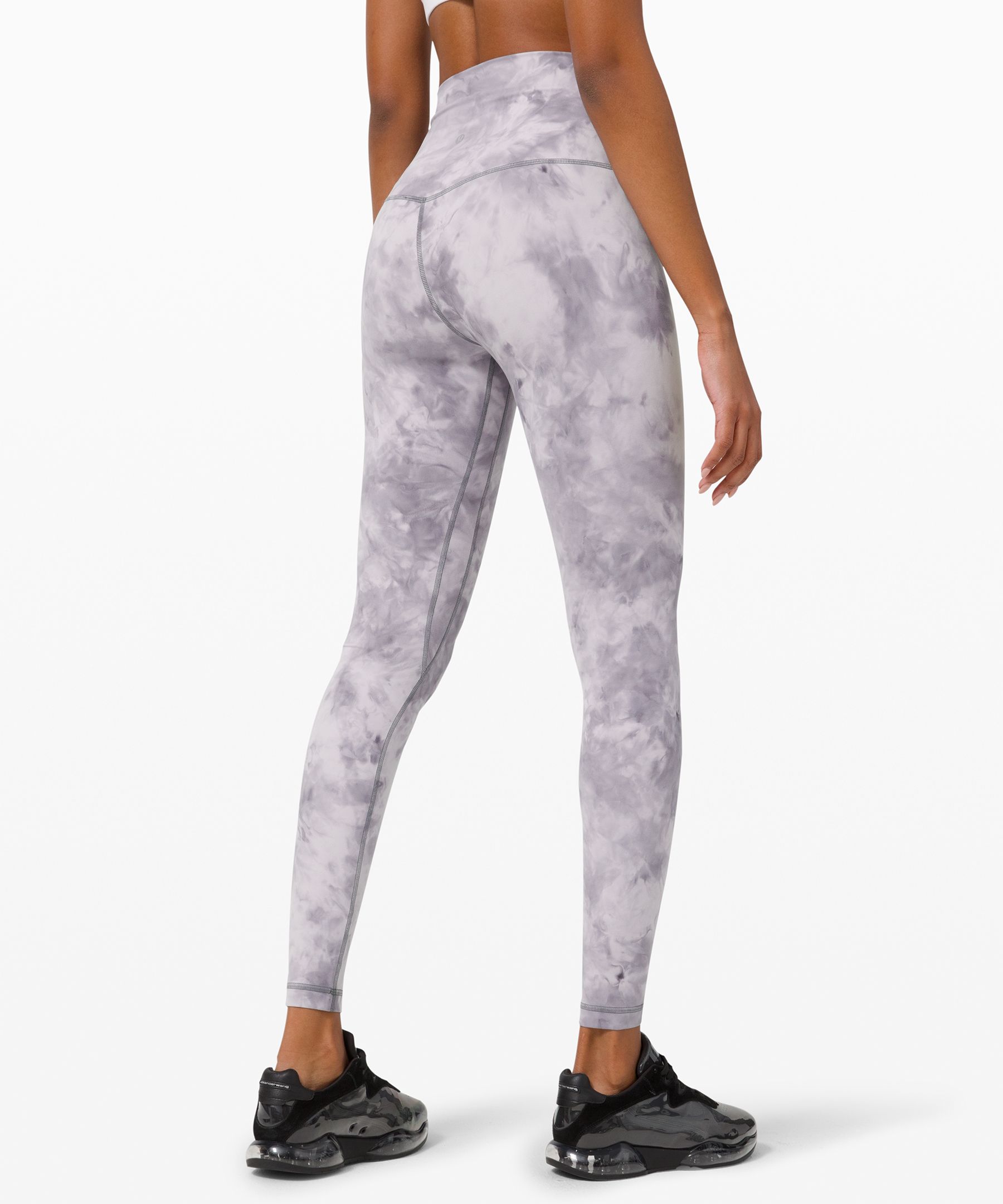 It's official. Diamond dye aligns are the leggings of my dreams