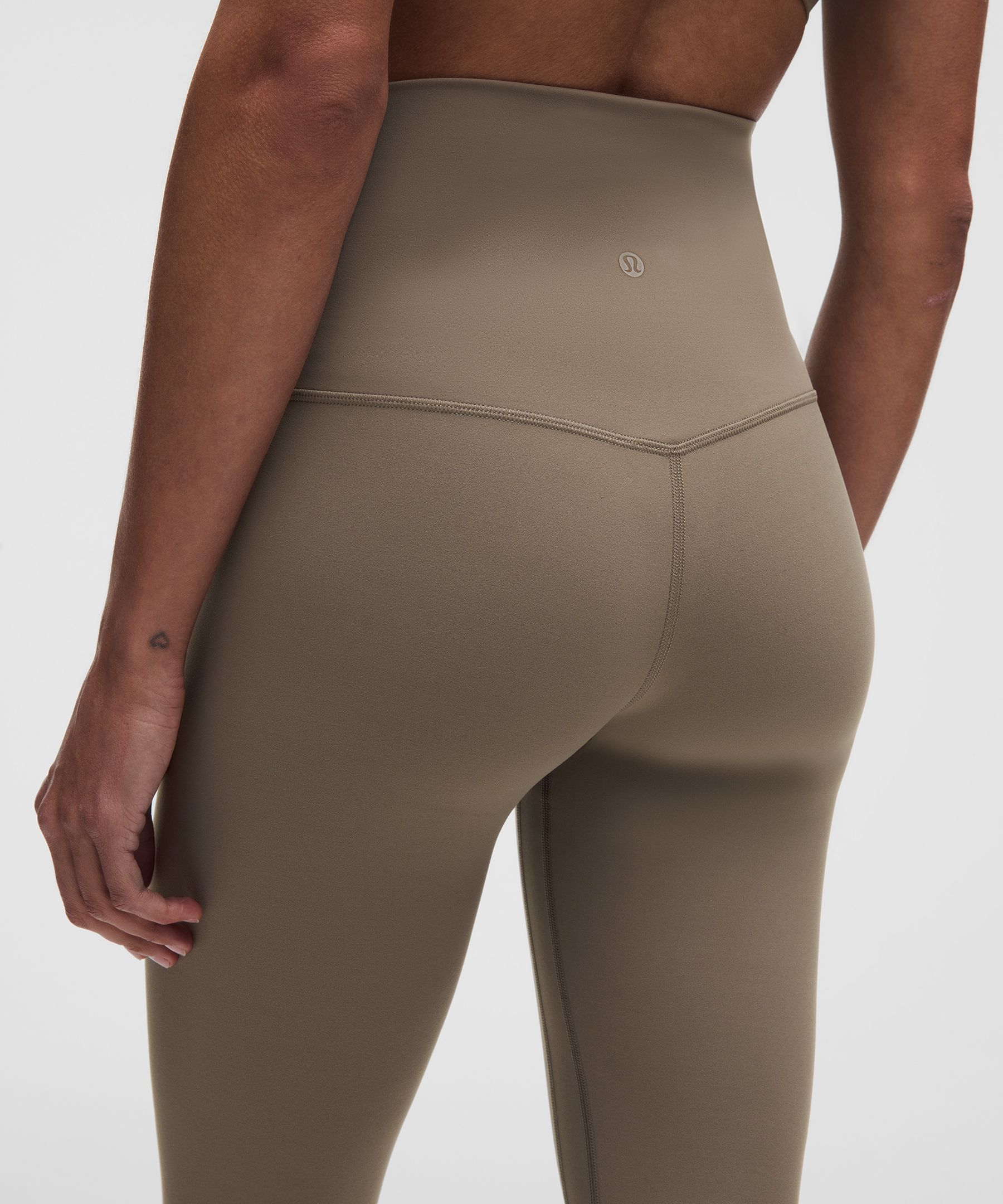 Leggings de talle superalto lululemon Align&trade;, 71&nbsp;cm