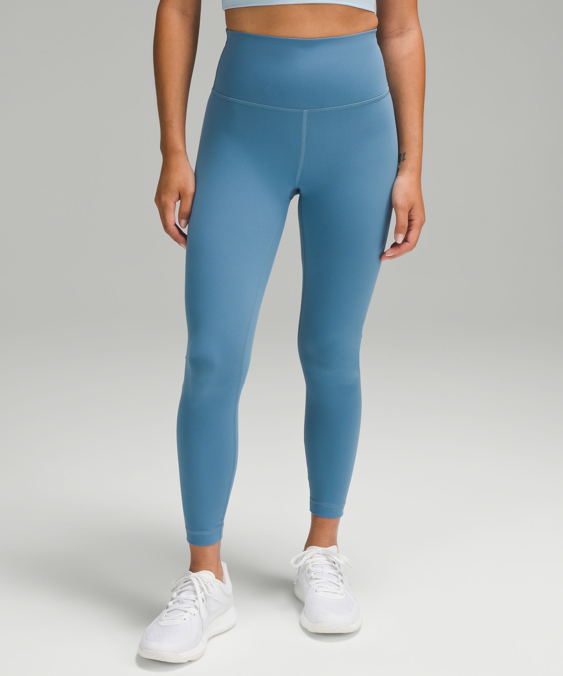 Keep or sell? Fit Pic: Iron Blue Invigorates 25 : r/lululemon