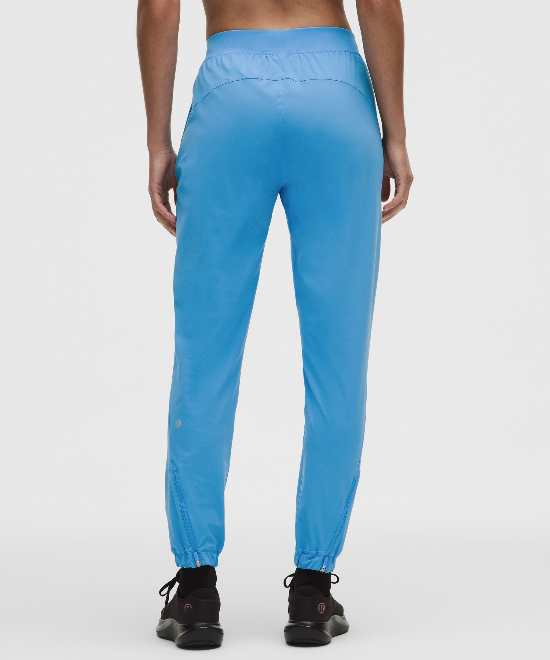 【新品】lululemon☆Adapted State Jogger サイズL Adapted State High-Rise Jogger *Regular | Women's Joggers | lululemon