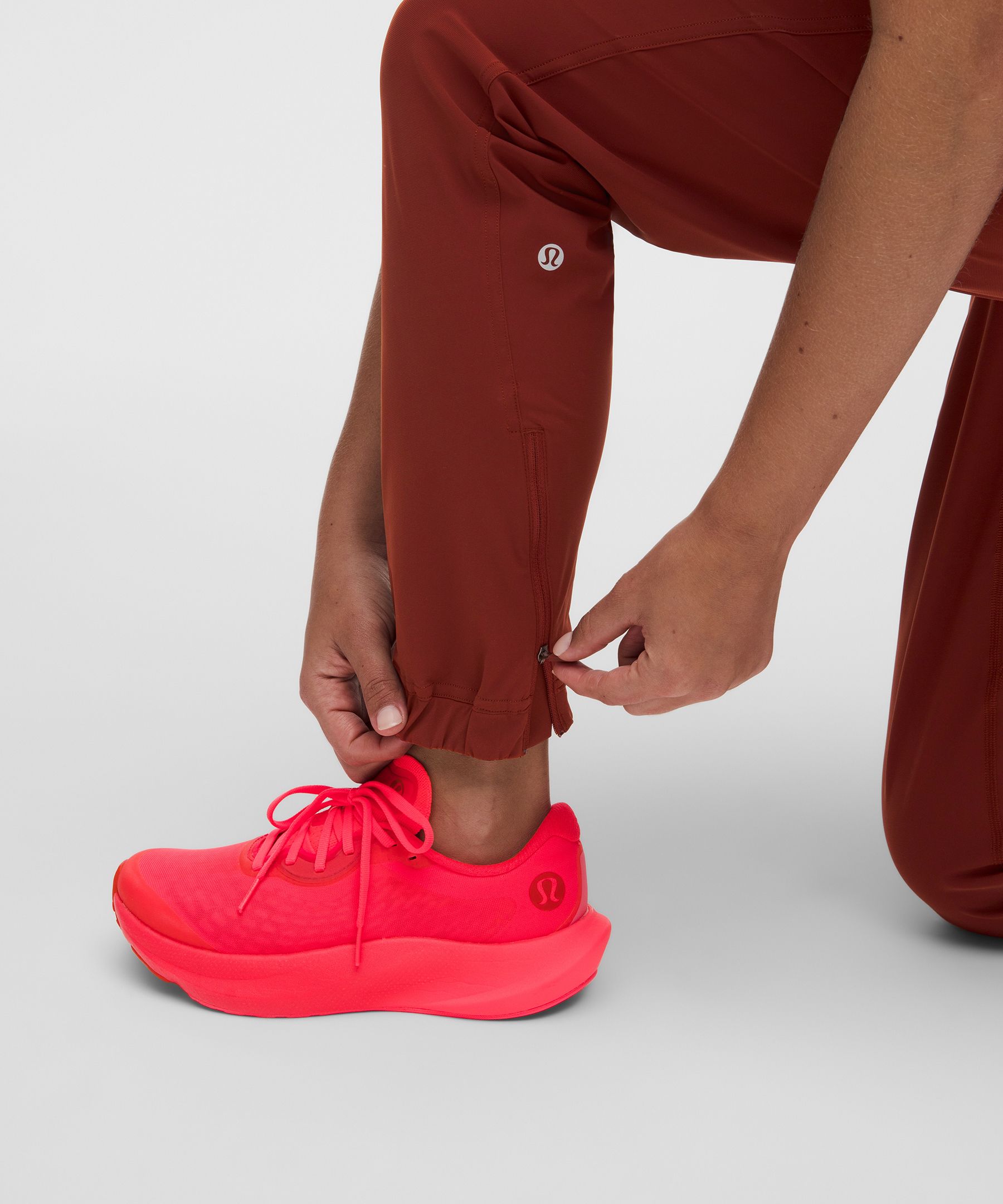 Adapted State High-Rise Jogger *Regular