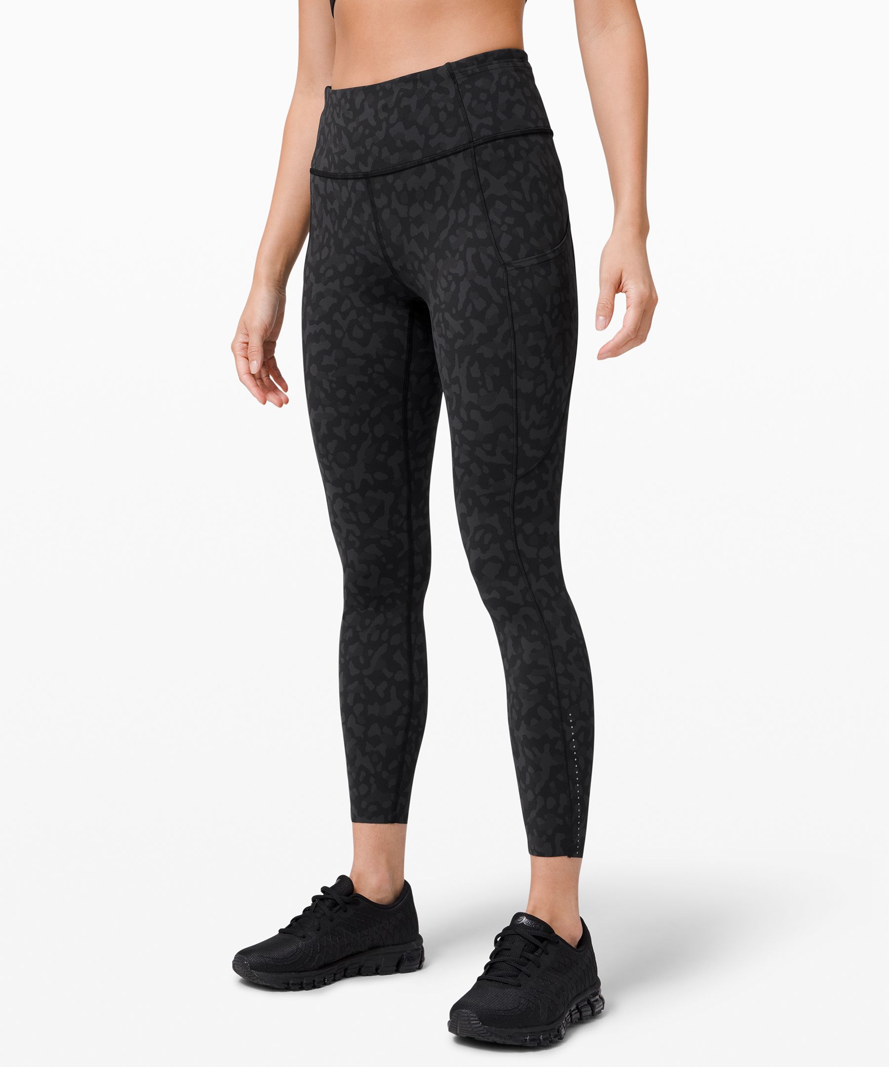 詳細レギンスlululemon ルルレモン日本S 黒Tight 24\