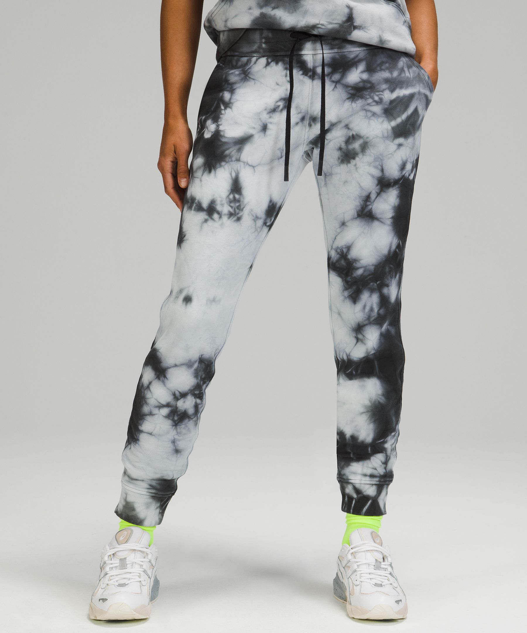 Lululemon warm down jogger bubble online dot