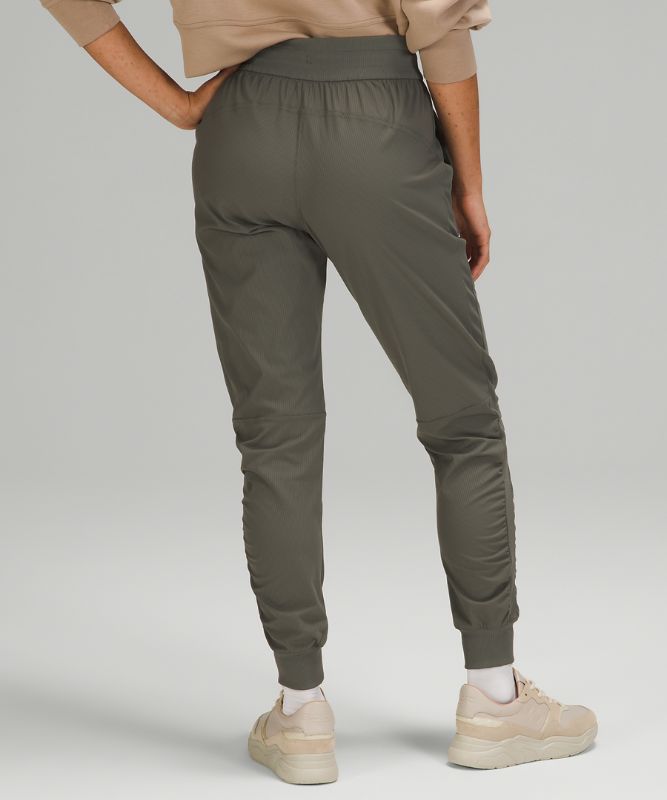 Beyond the Studio Lined Jogger | Lululemon EU