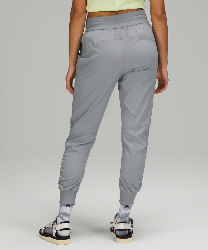 Beyond the Studio 7/8 Jogger *Online Only