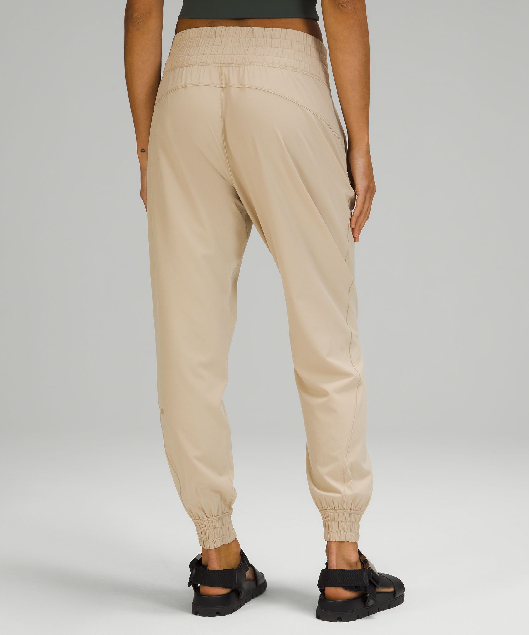 lululemon sunsetter jogger