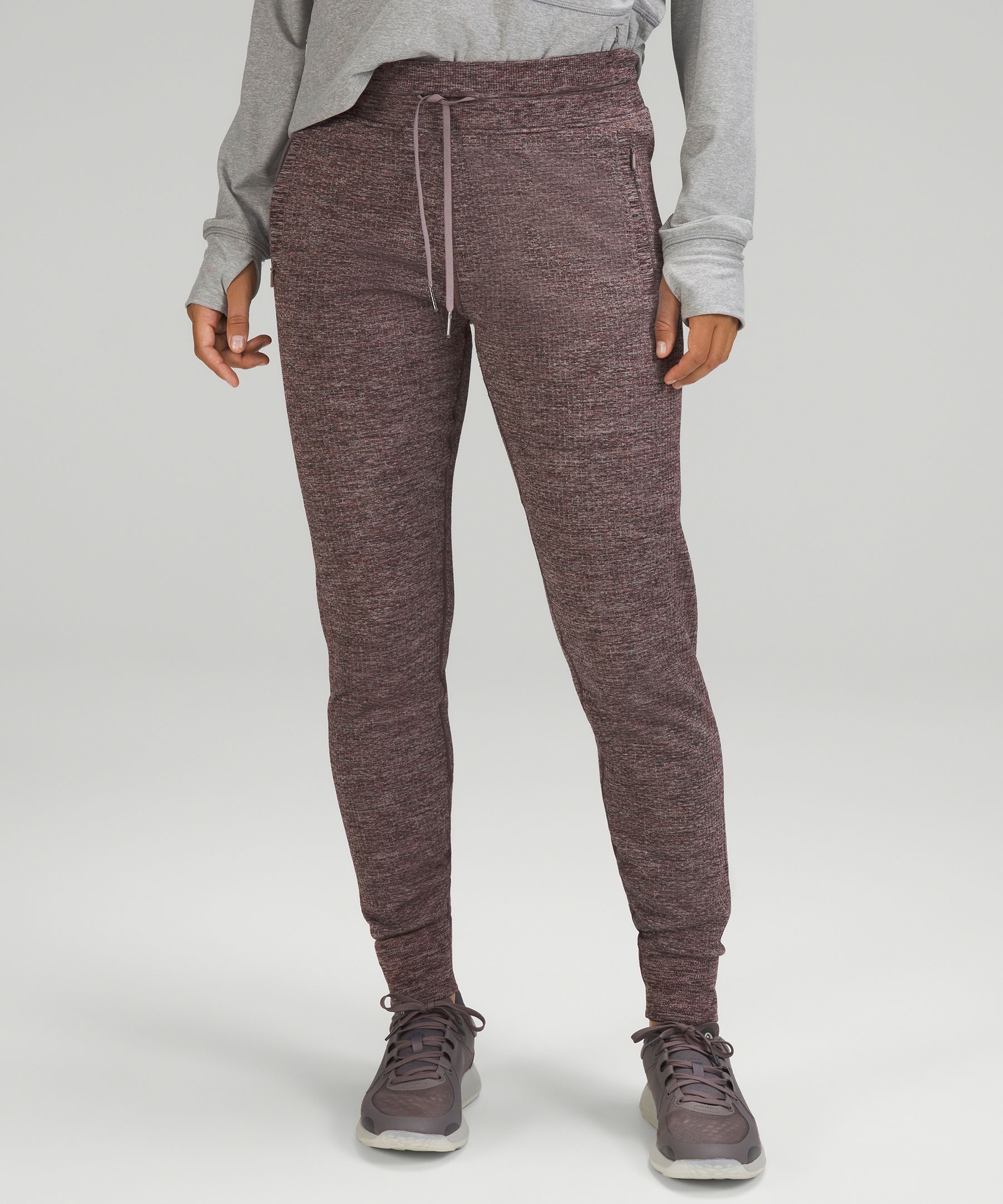 Engineered warmth online jogger