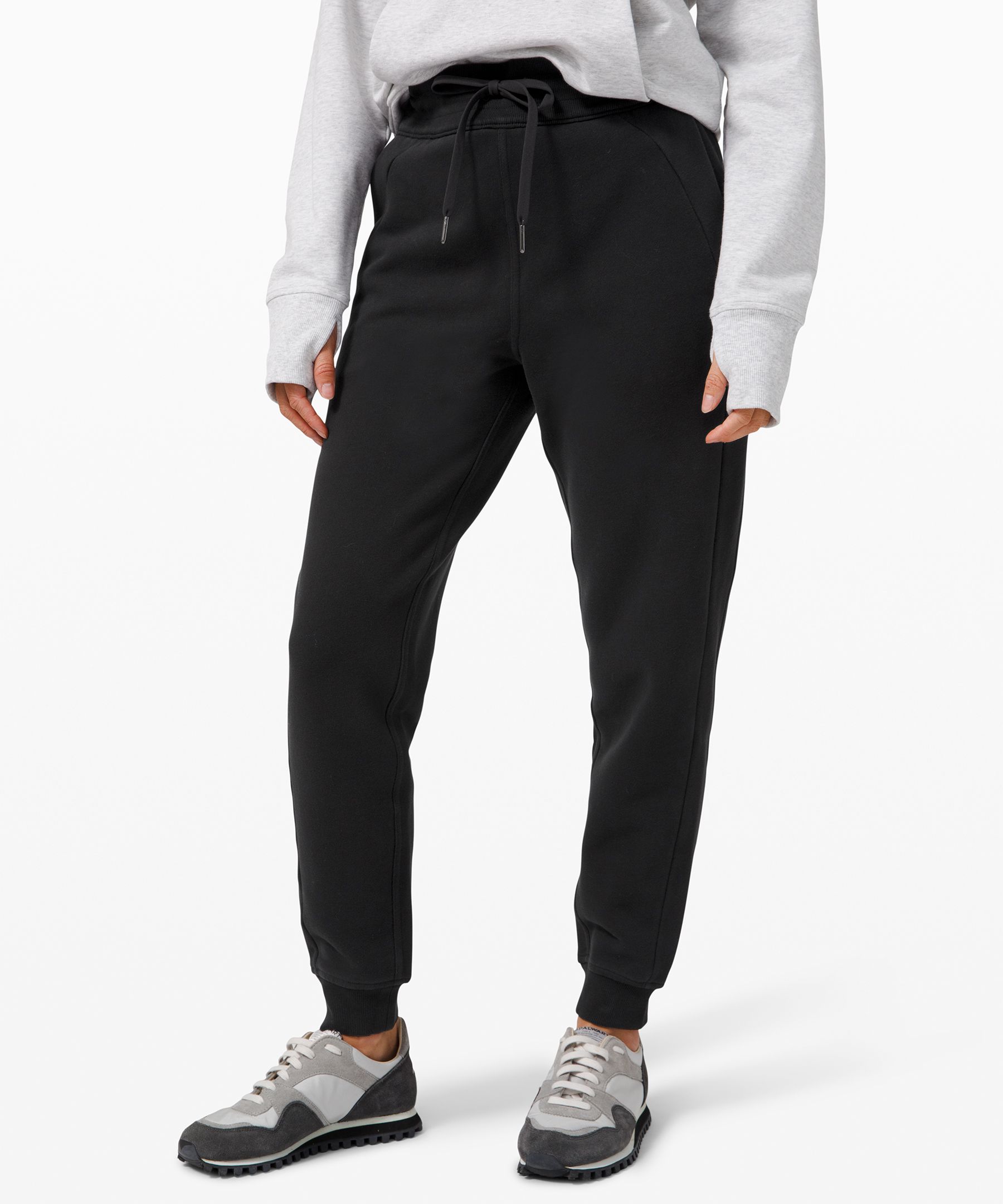 https://images.lululemon.com/is/image/lululemon/LW5DFNA_0001_1?size=800,800