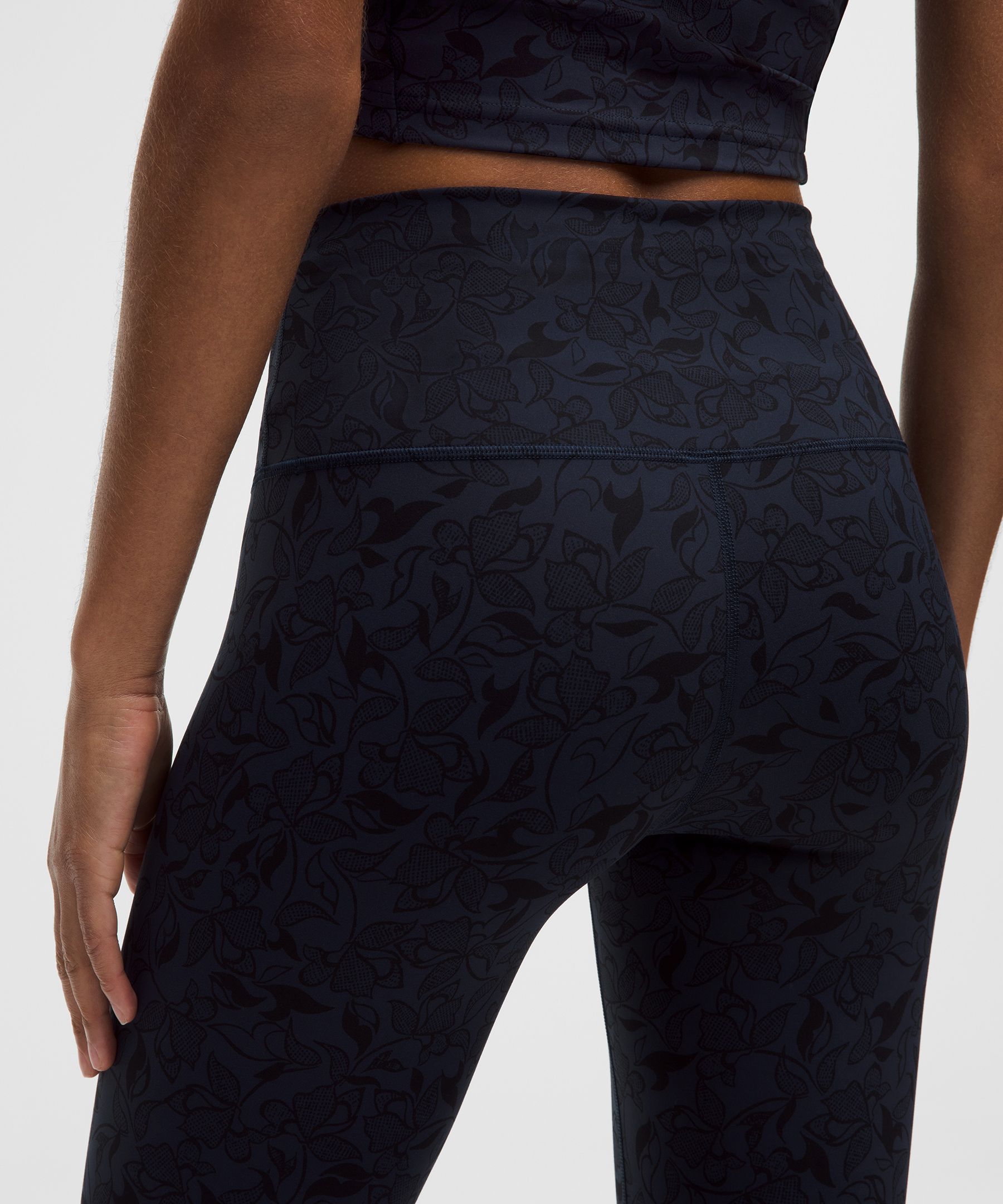 Lululemon Wunder Train High-rise Tight 28"