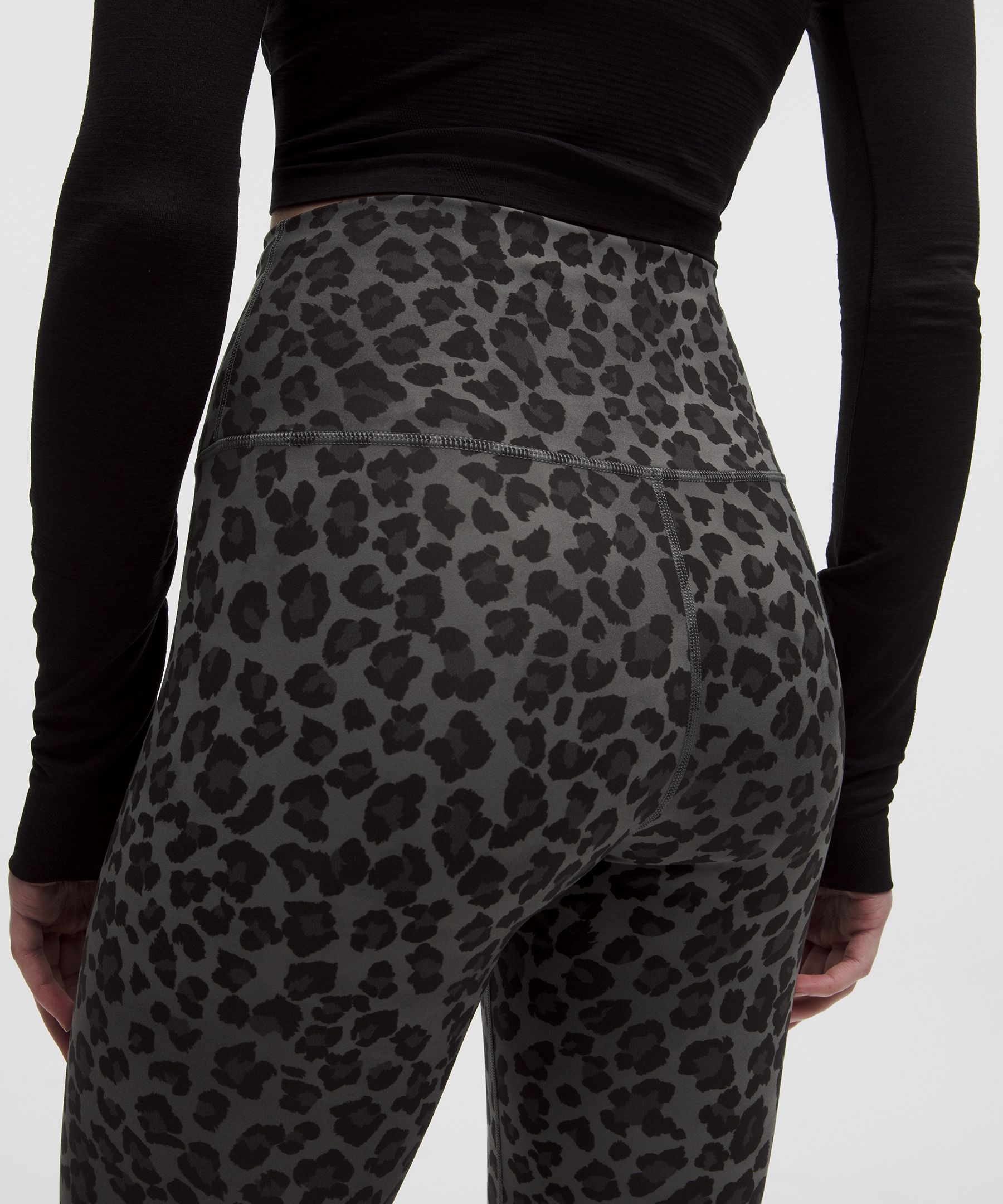 Wunder Train High-Rise Tight 28"