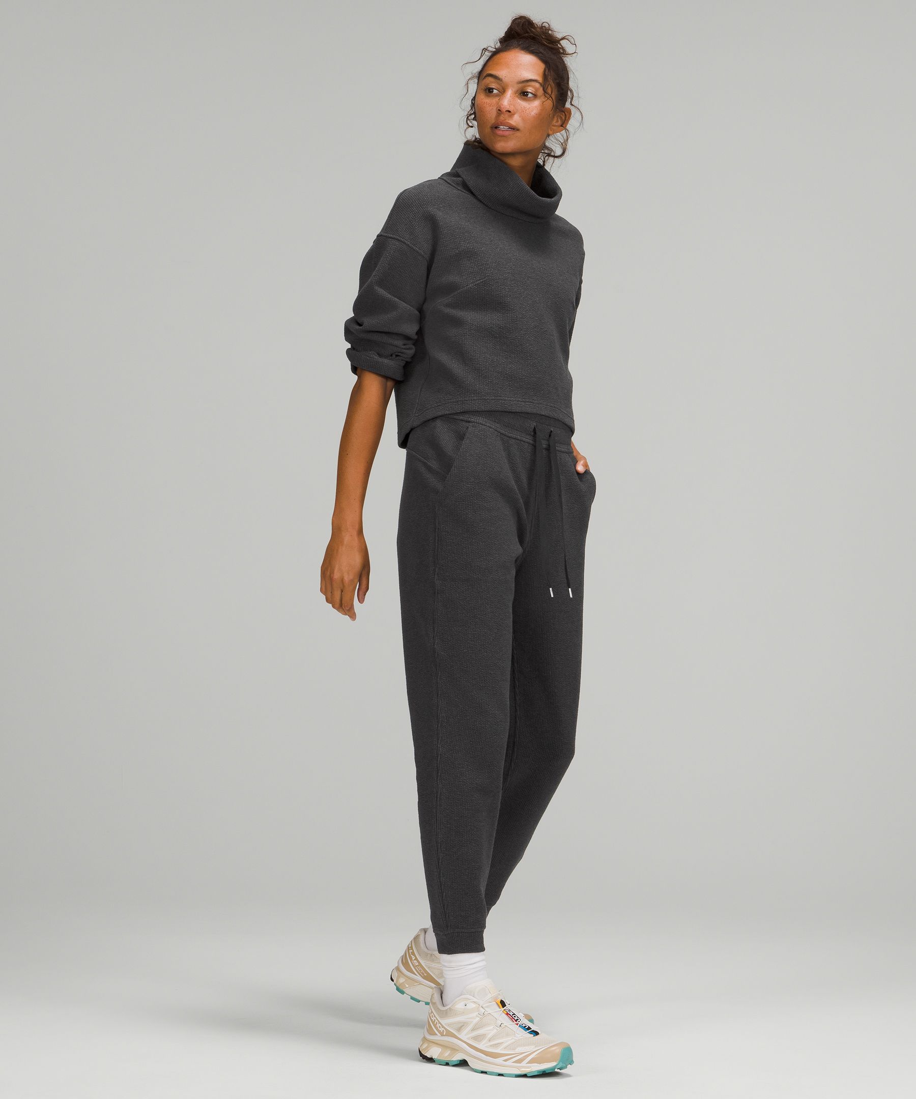 https://images.lululemon.com/is/image/lululemon/LW5DKDS_1966_2?size=800,800