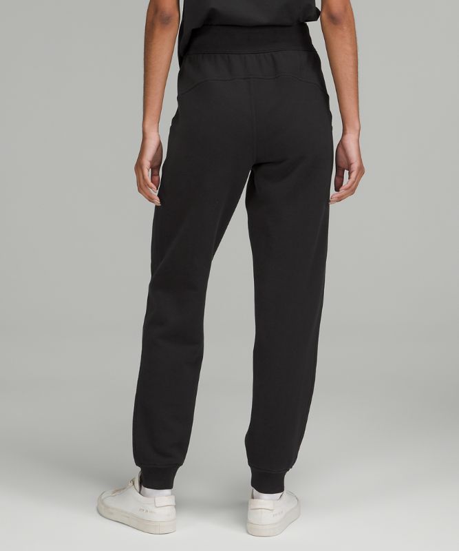 Scuba High-Rise Jogger *Graphic Online Only