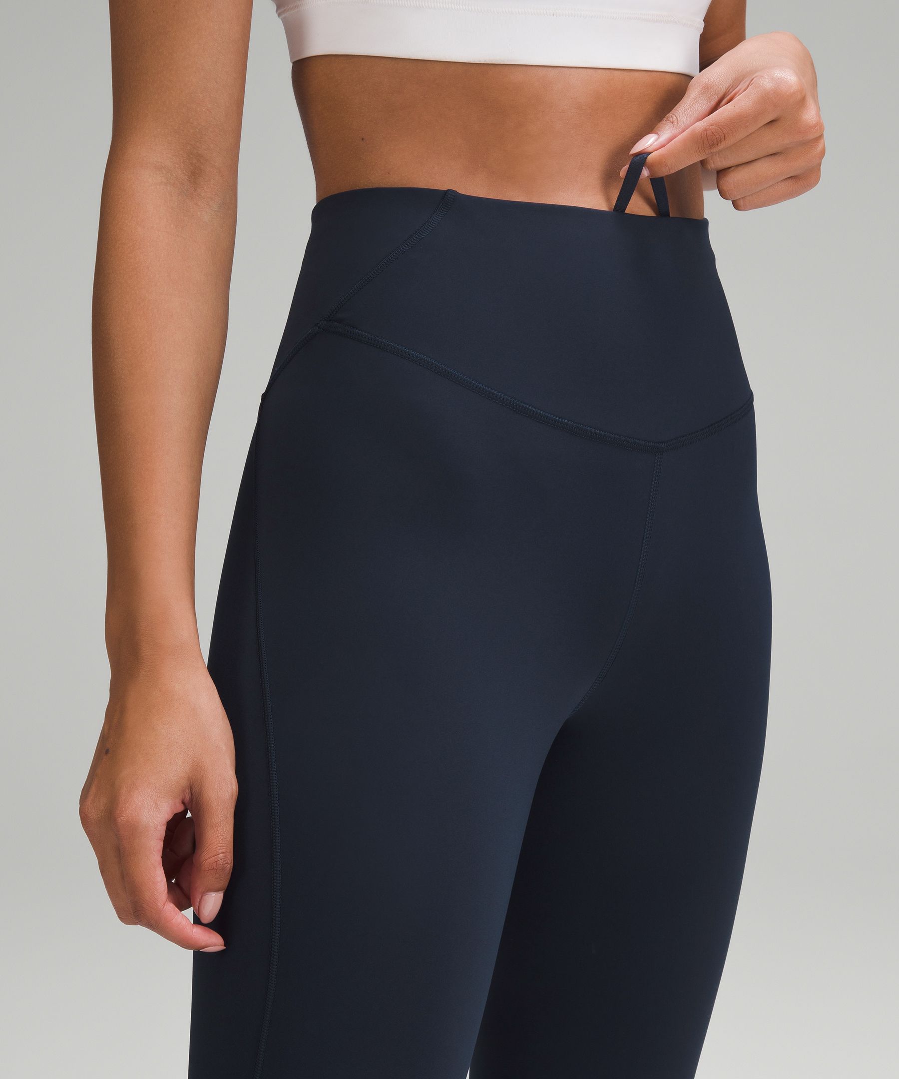 Base Pace leggings are the ultimate running leggings! Absolutely  OBSESSED!!! Wearing Base Pace High-Rise Crop 23” in Blue Nile (6). :  r/lululemon