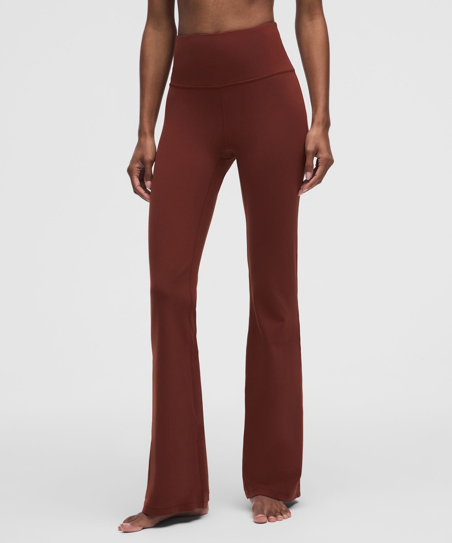Pantalon Groove &eacute;vas&eacute; taille tr&egrave;s haute *Nulu