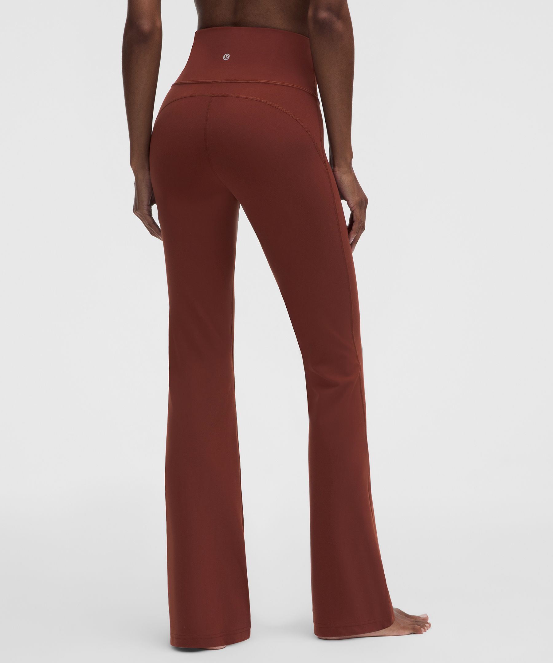 Pantalon Groove &eacute;vas&eacute; taille tr&egrave;s haute *Nulu
