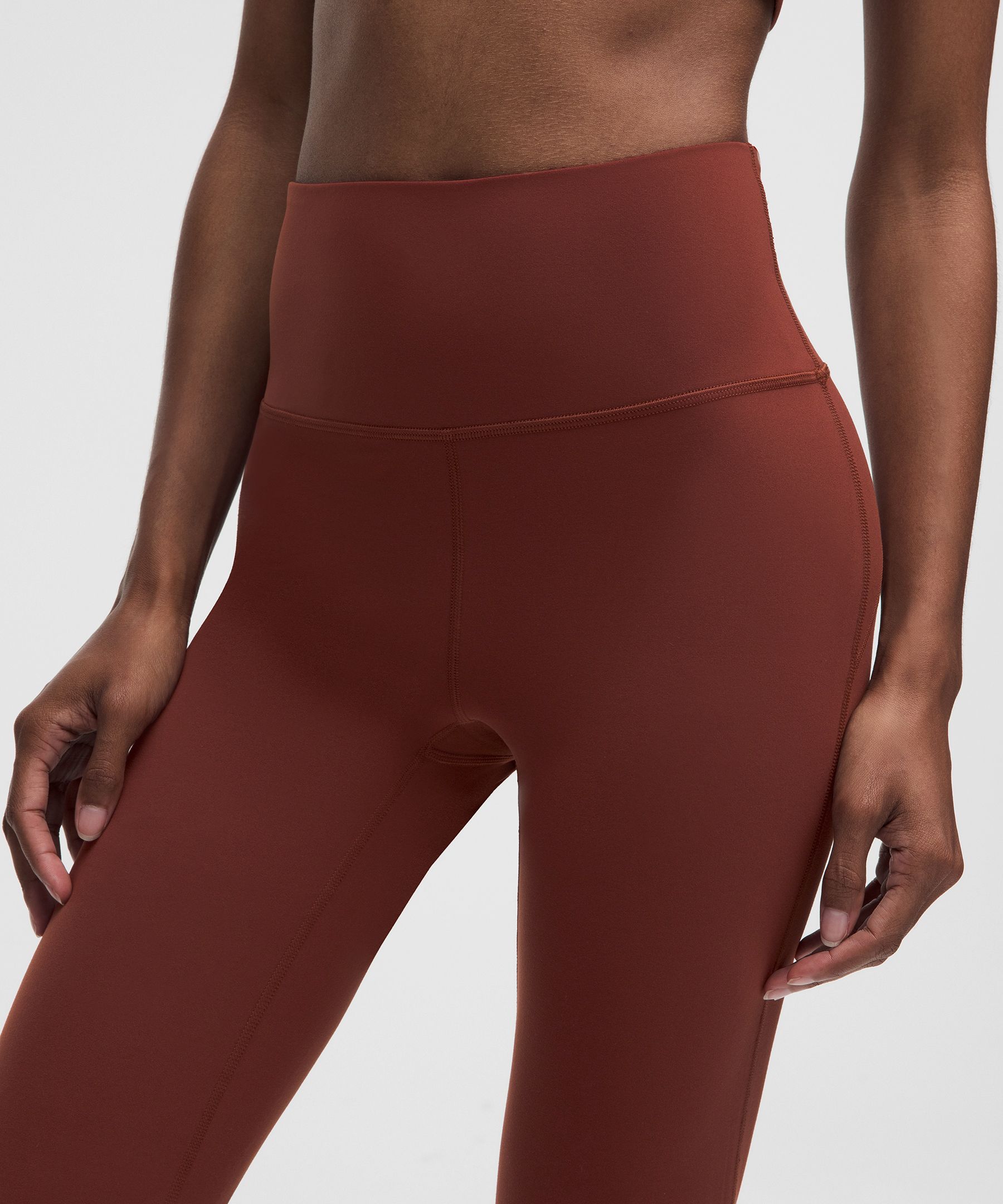 Pantalon Groove &eacute;vas&eacute; taille tr&egrave;s haute *Nulu