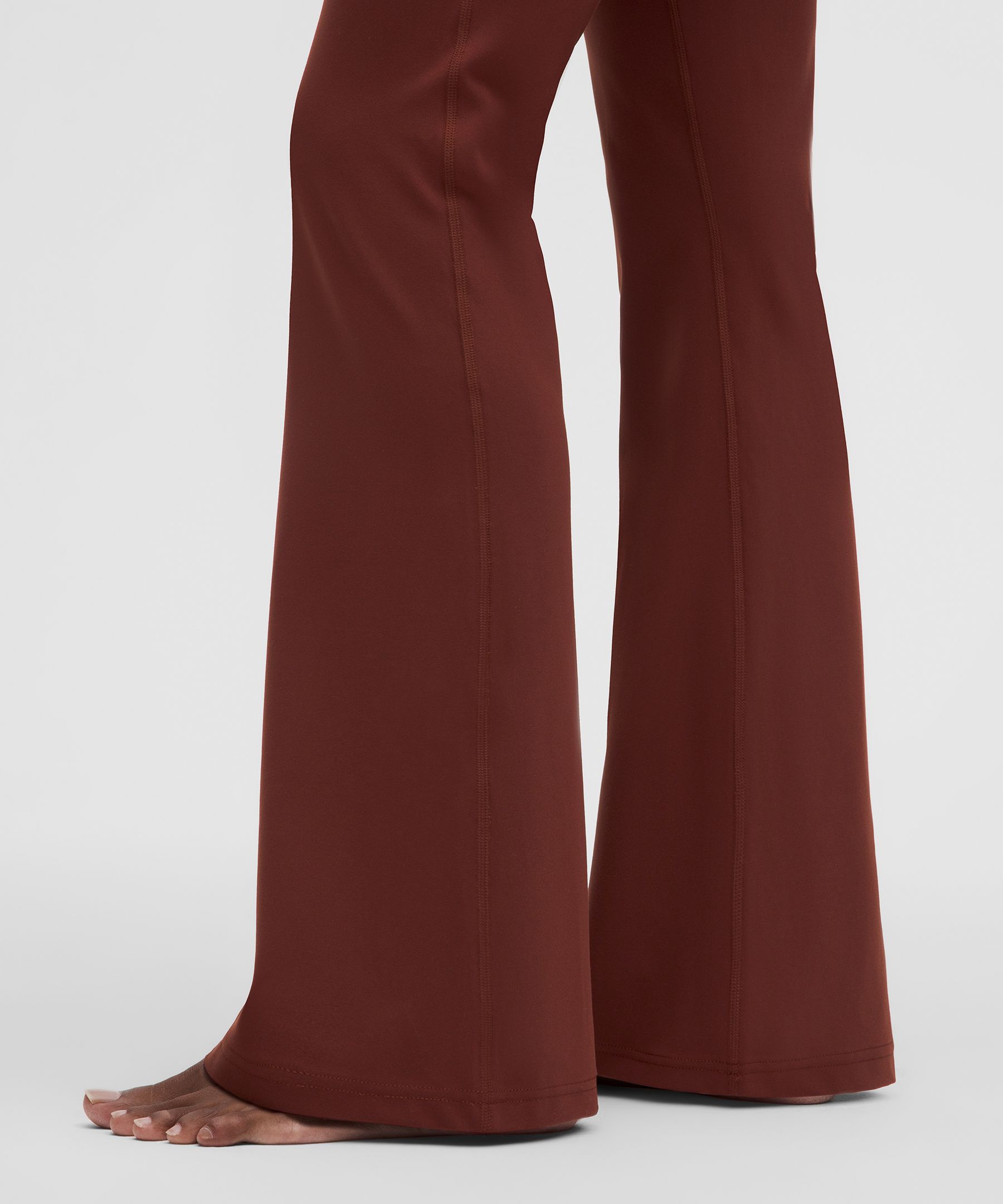 Pantalon Groove &eacute;vas&eacute; taille tr&egrave;s haute *Nulu