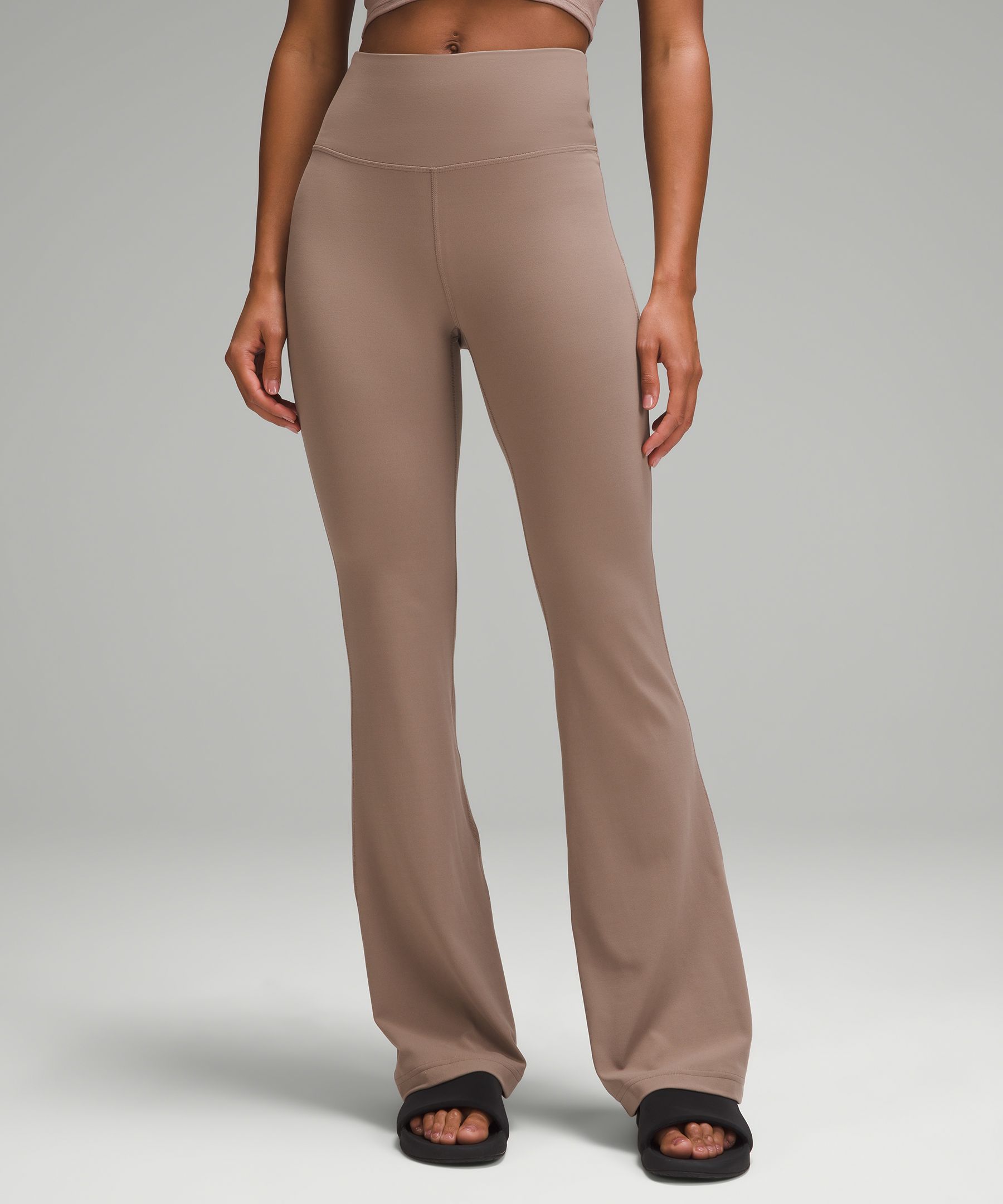 Groove Super-High-Rise Flared Pant Nulu *Regular - Lululemon