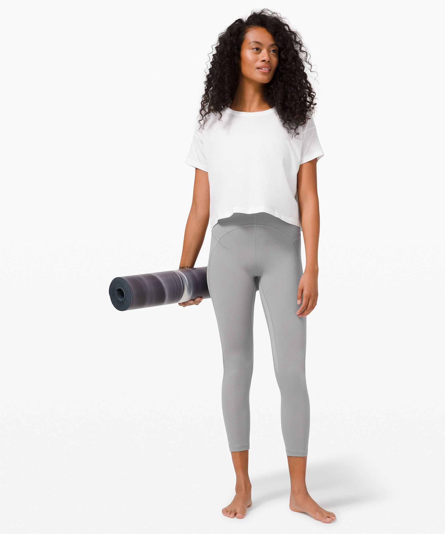 This look is so popular now. I'm just wondering why Lululemon hasn't done a crossover  leggings style like these in the align fabric? I want and need! : r/ lululemon