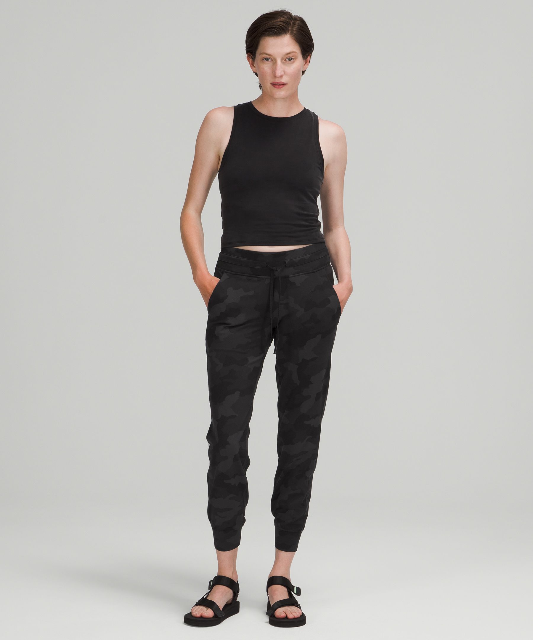 Lululemon Ready to Rulu Jogger 7/8 - Spiced Chai - lulu fanatics