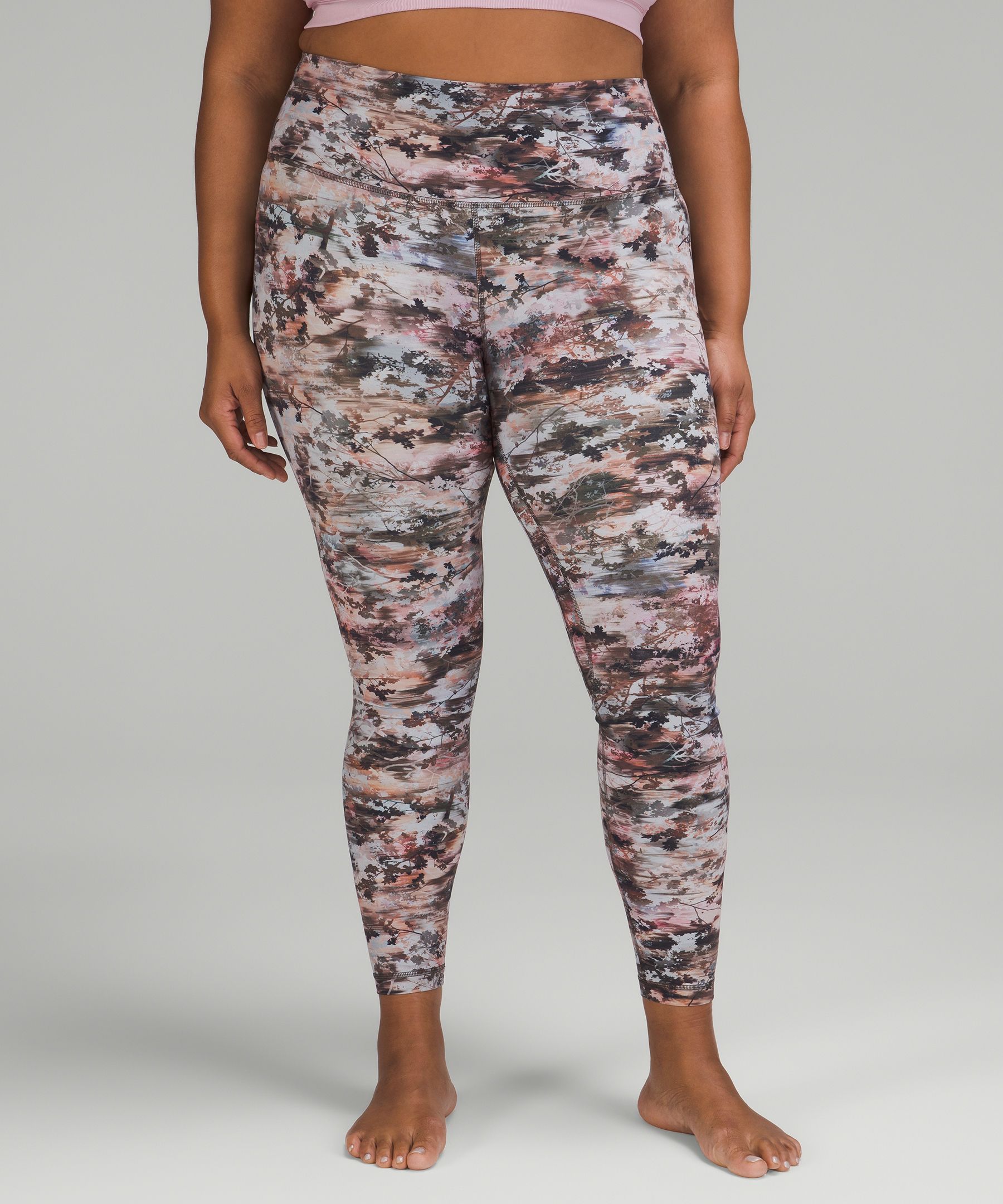 Lululemon White/Grey Leaf Print Vented Leggings- Size 4 (Inseam 23.5) –  The Saved Collection