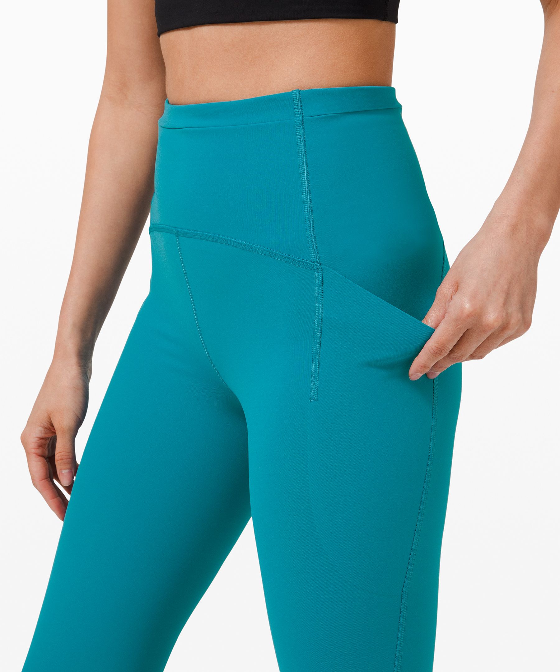 https://images.lululemon.com/is/image/lululemon/LW5DNDA_047843_4?size=1600,1600