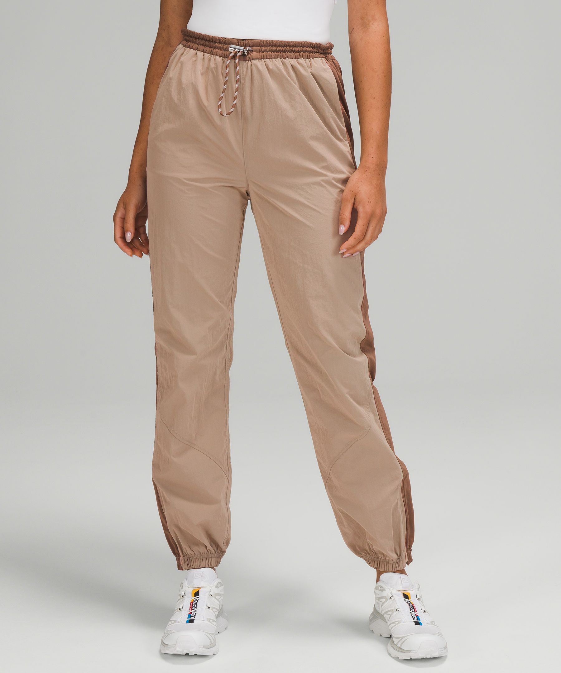 Lululemon Evergreen Track Pants In Cacao/cafe Au Lait