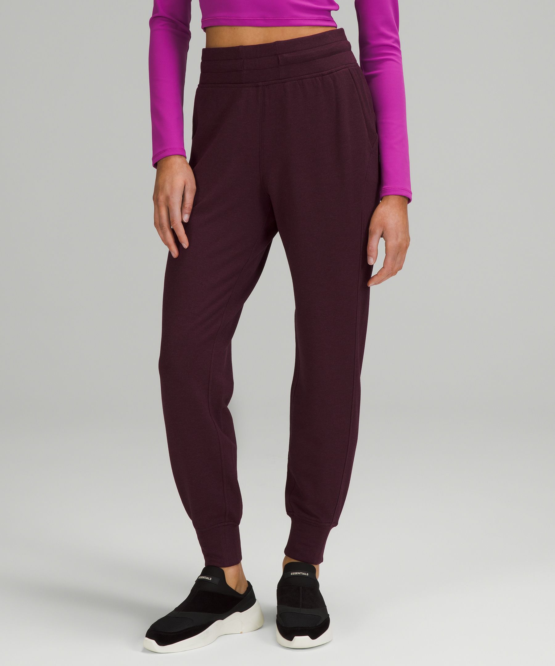 Lululemon purple joggers sale