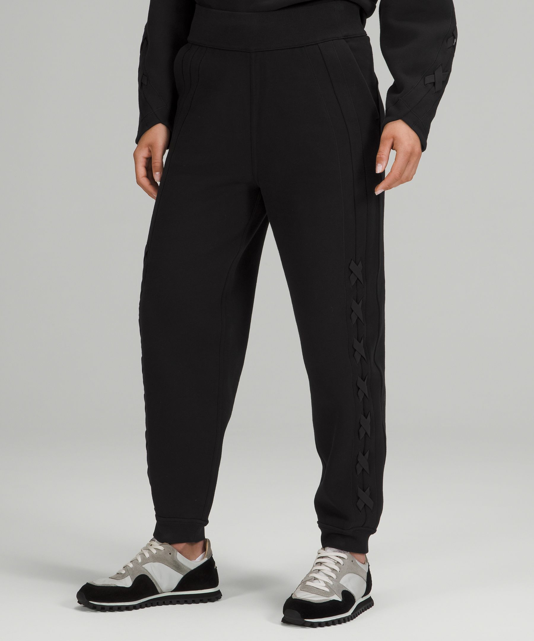 Braided Detail High-Rise Jogger