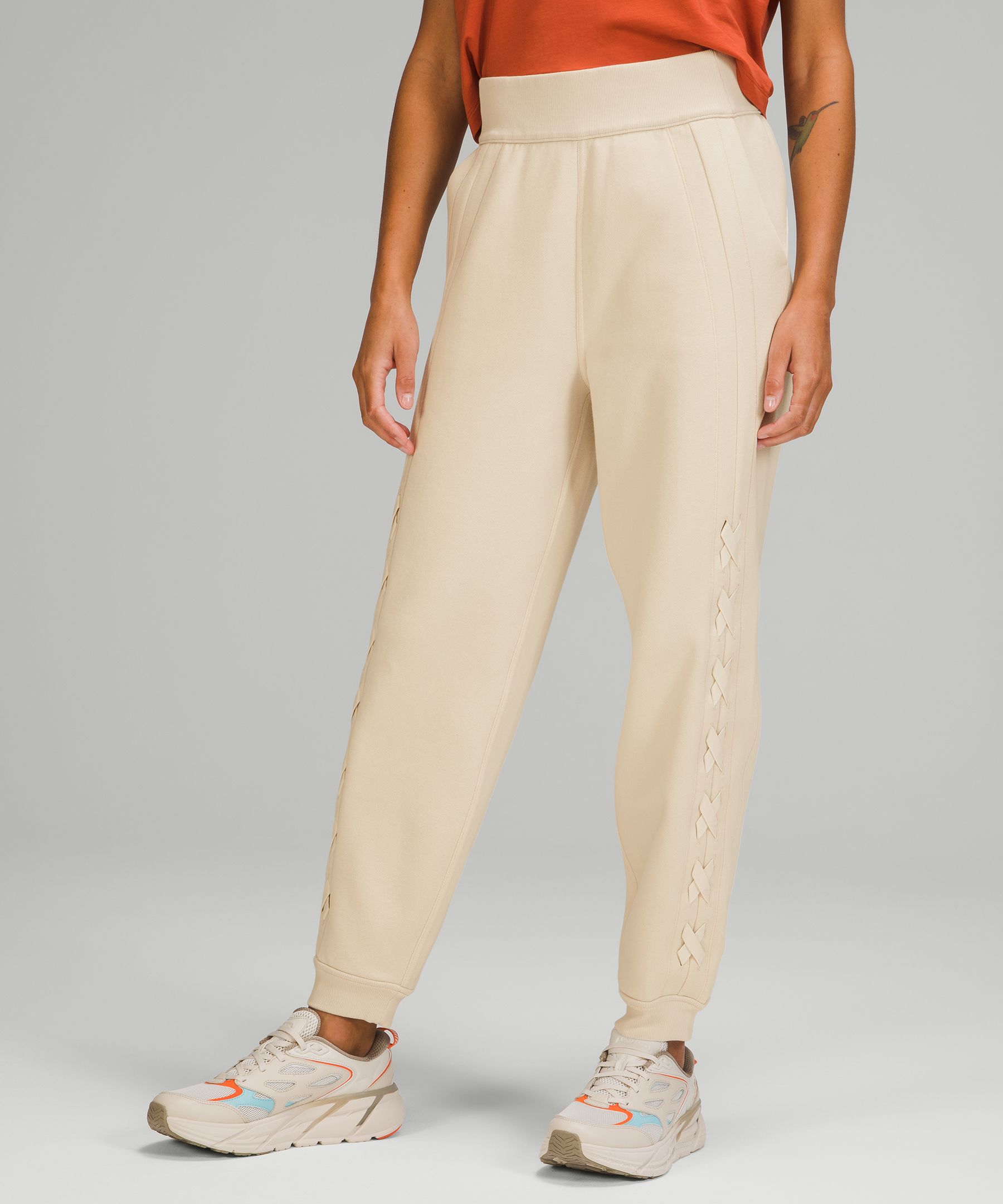 Braided Detail High-Rise Jogger