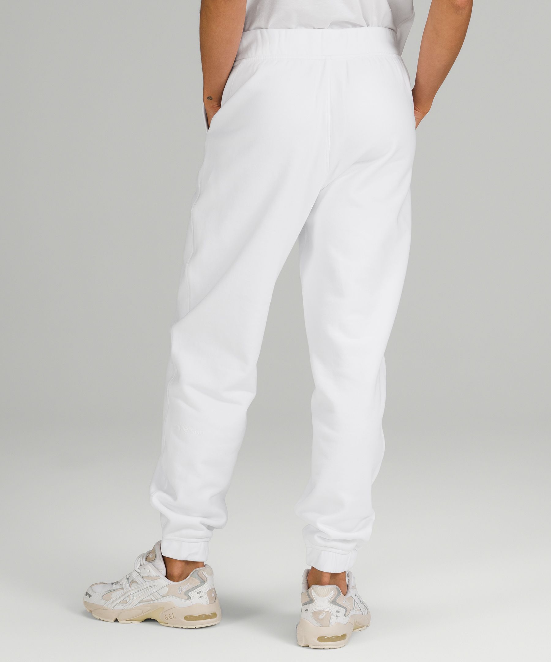 anyone from australia have a picture/insight of these joggers? Softstreme  High-Rise Jogger ? : r/lululemon