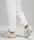 Relaxed High-Rise Jogger *Online Only
