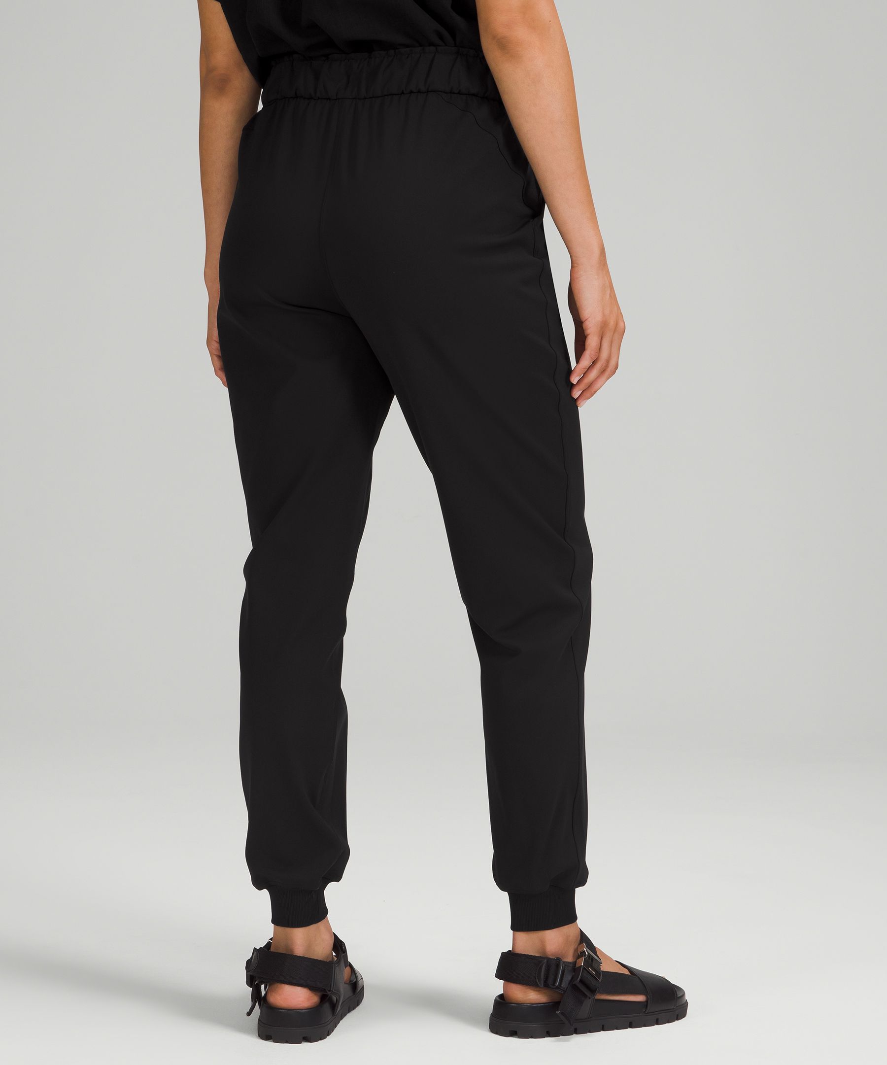 Lululemon jogger hot sale pants womens