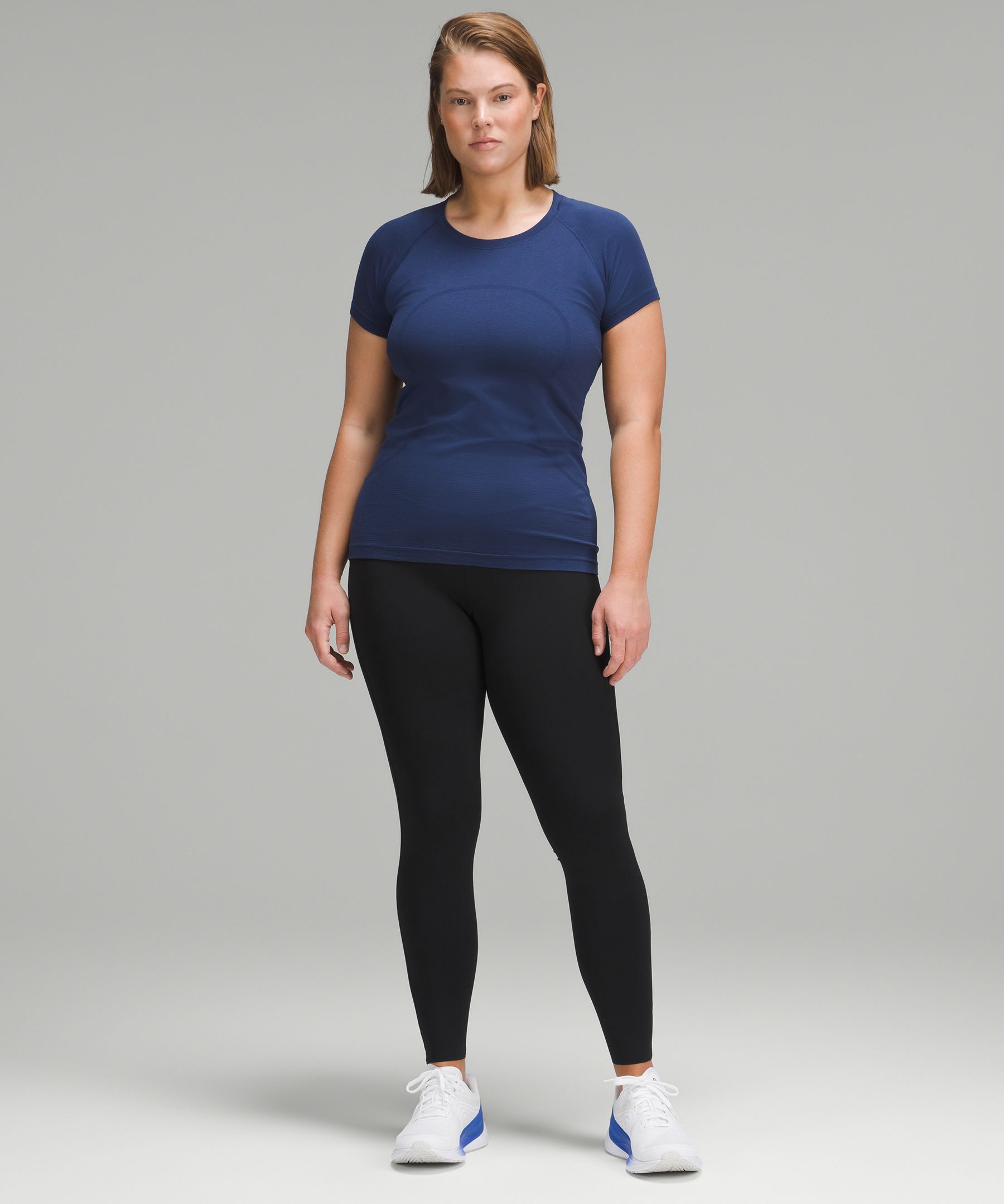 Base Pace High-Rise Tight 28