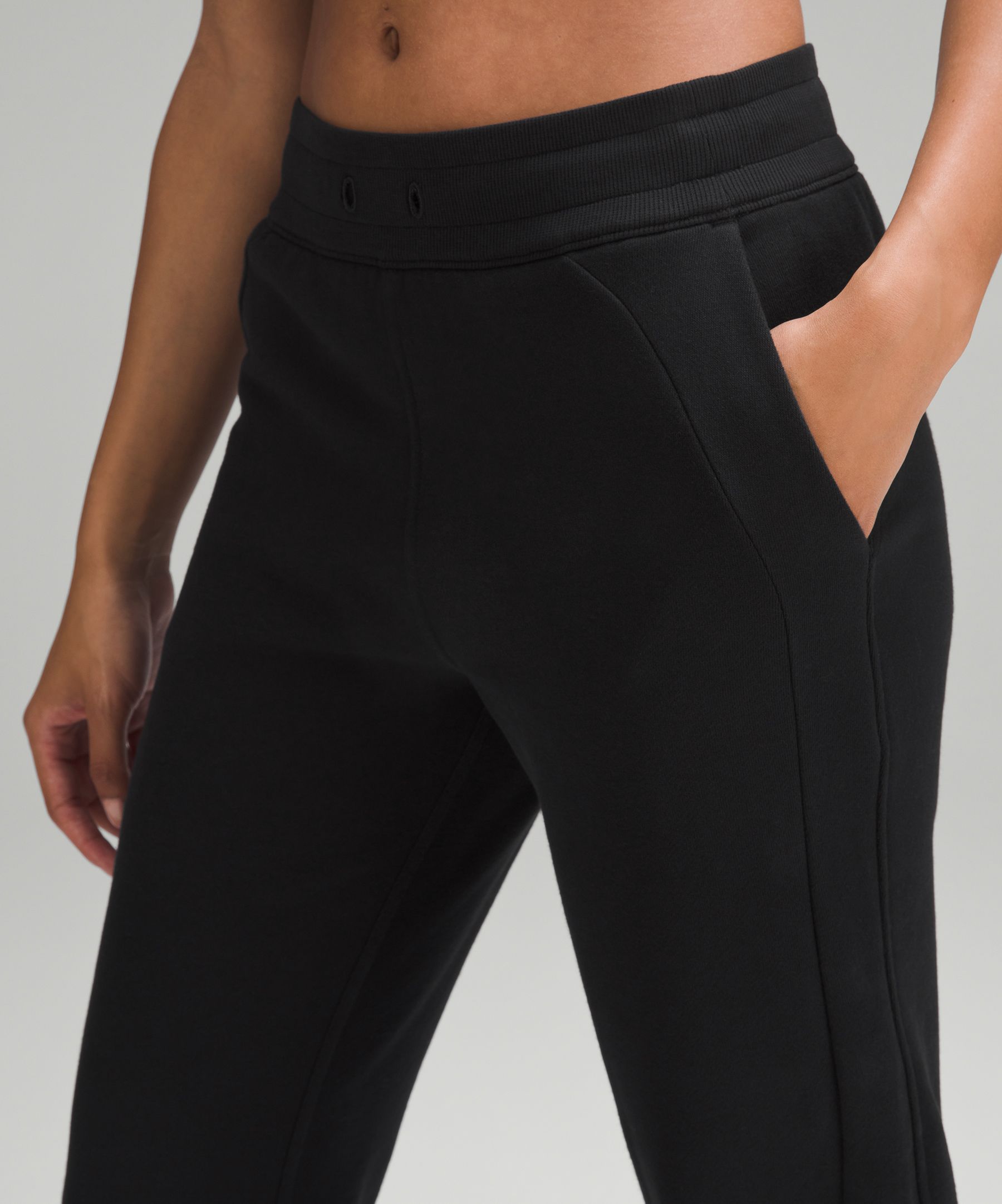 lululemon SCUBA HIGH-RISE JOGGER - Tracksuit bottoms - black