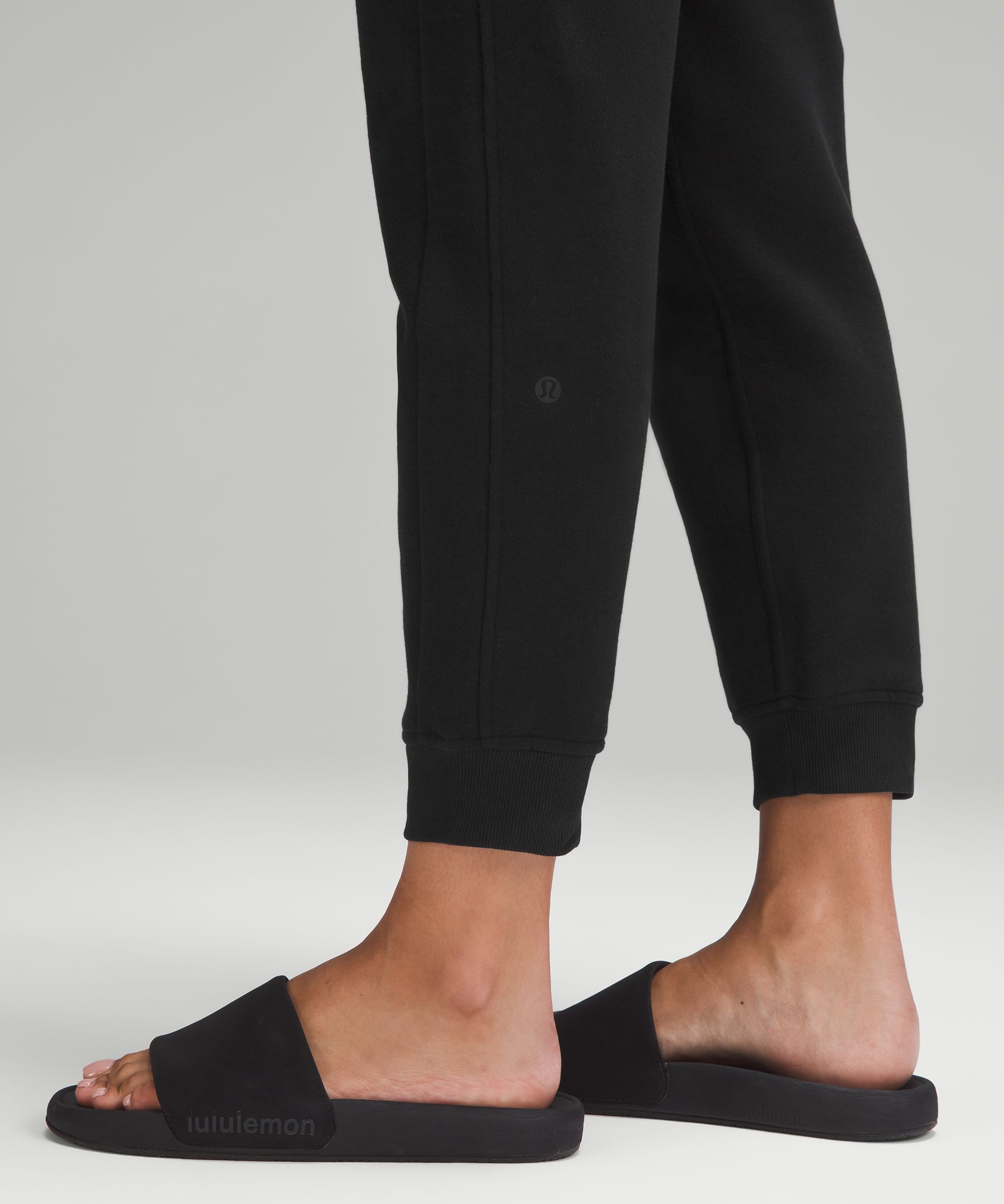 Scuba High-Rise Jogger 7/8 Length