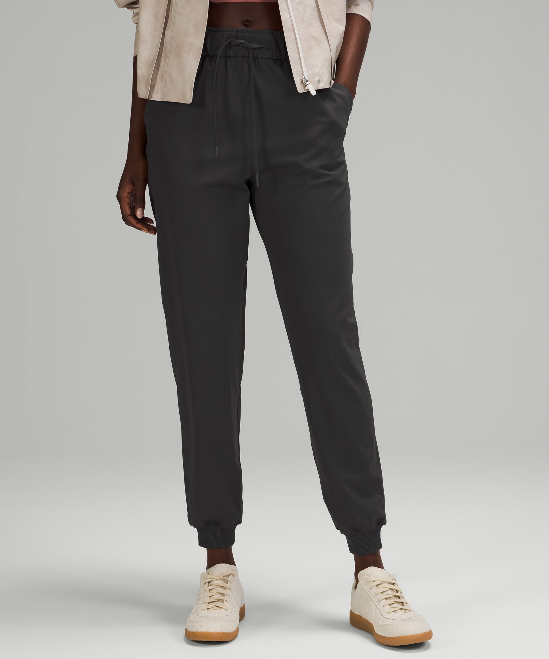 Lululemon Stretch High-rise Joggers Shorter Length In Animal Print