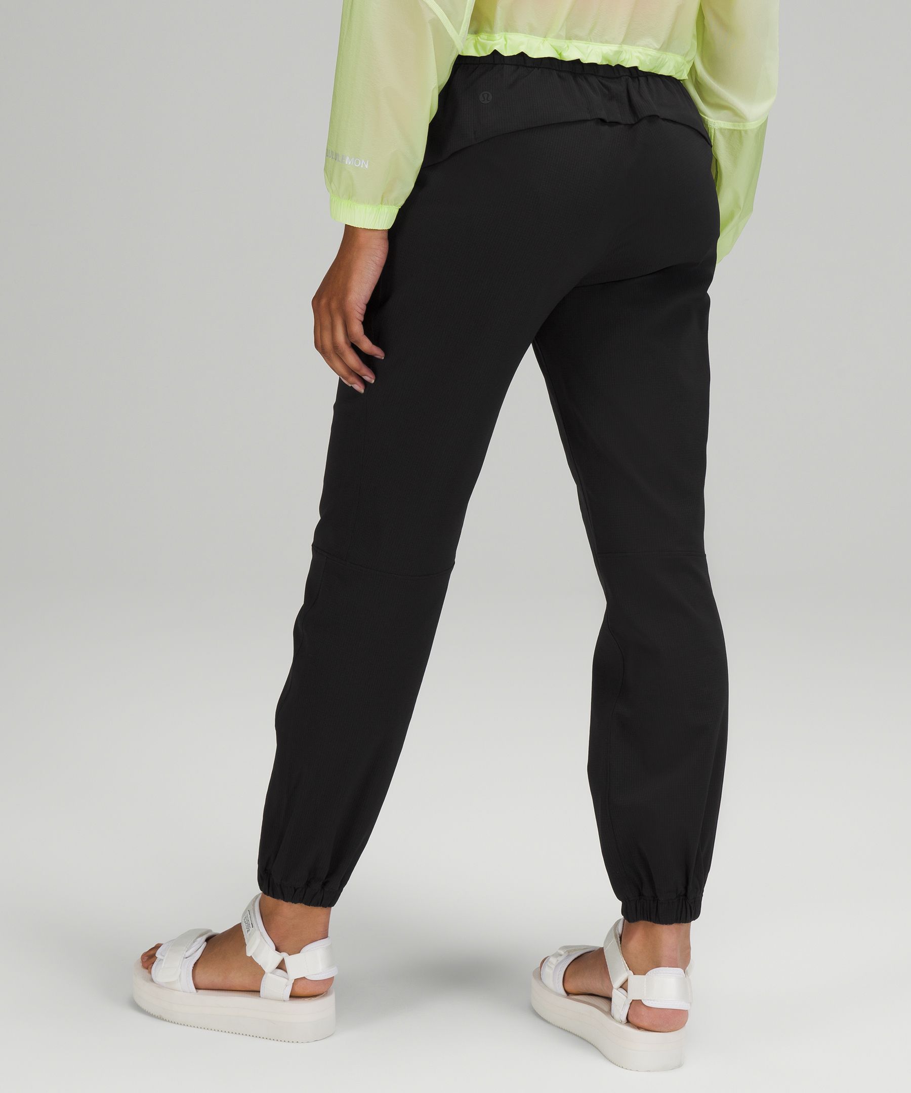 Lululemon essential affinity mid rise jogger new arrivals