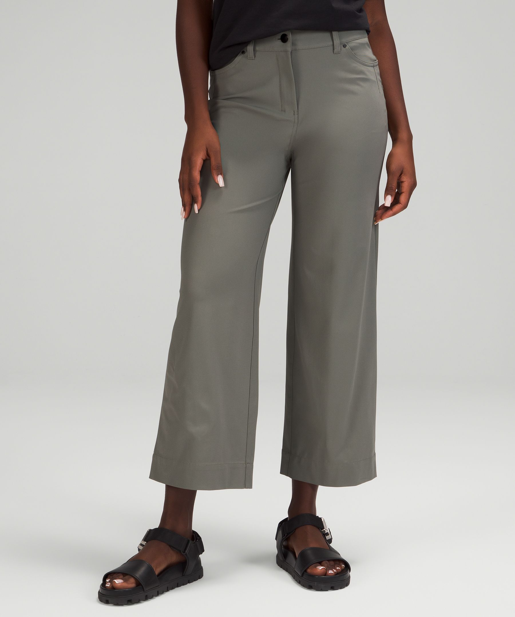 Lululemon City Sleek 5 Pocket Wide Leg Pant Review