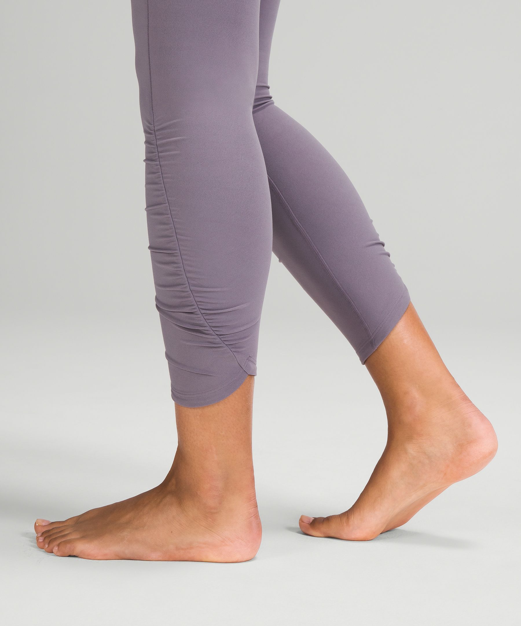 BNWT] Lululemon Align High-Rise Pant 24, Asia Fit, Size L / US 8, Women's  Fashion, Activewear on Carousell