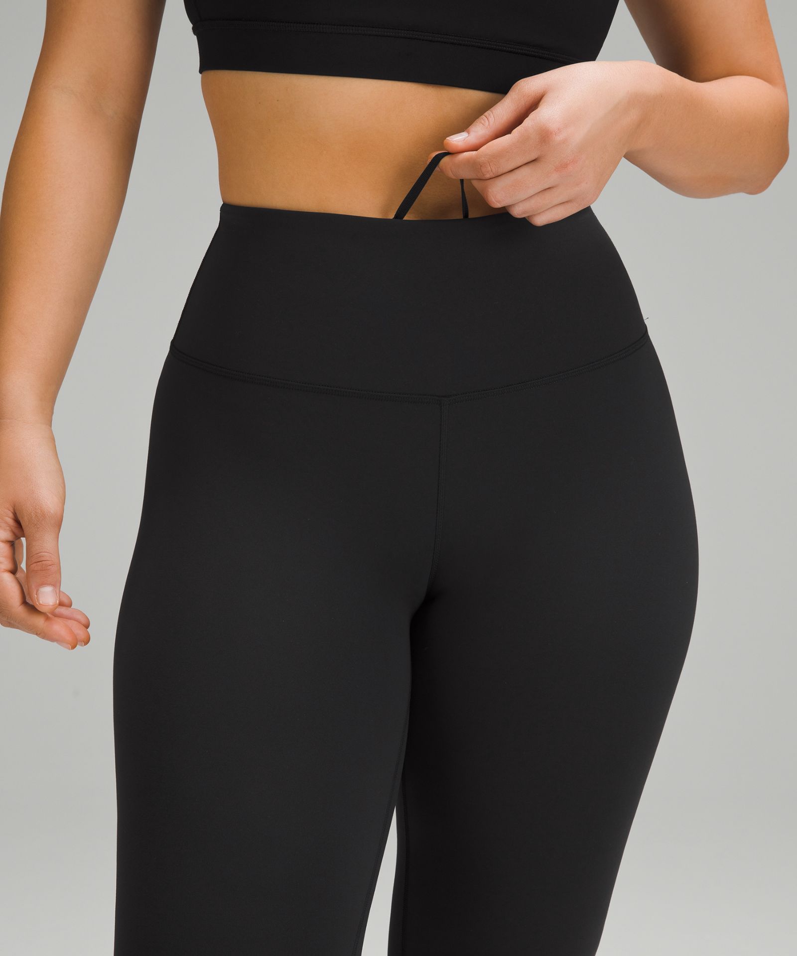 Женские тайтсы Lululemon Wunder Train Contour Fit High-Rise — фото 4