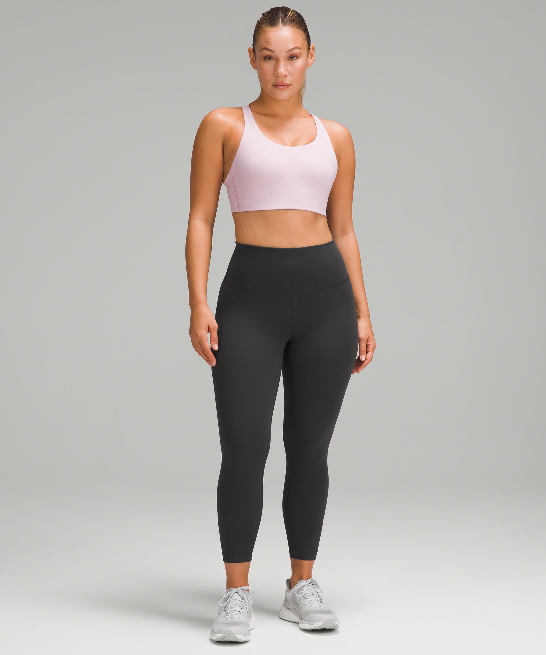 Ok how are these leggings? Paragon? I like lululemon contour fit as they  hold me just right but like these colors and what they are claiming. Do  they feel cheap like some