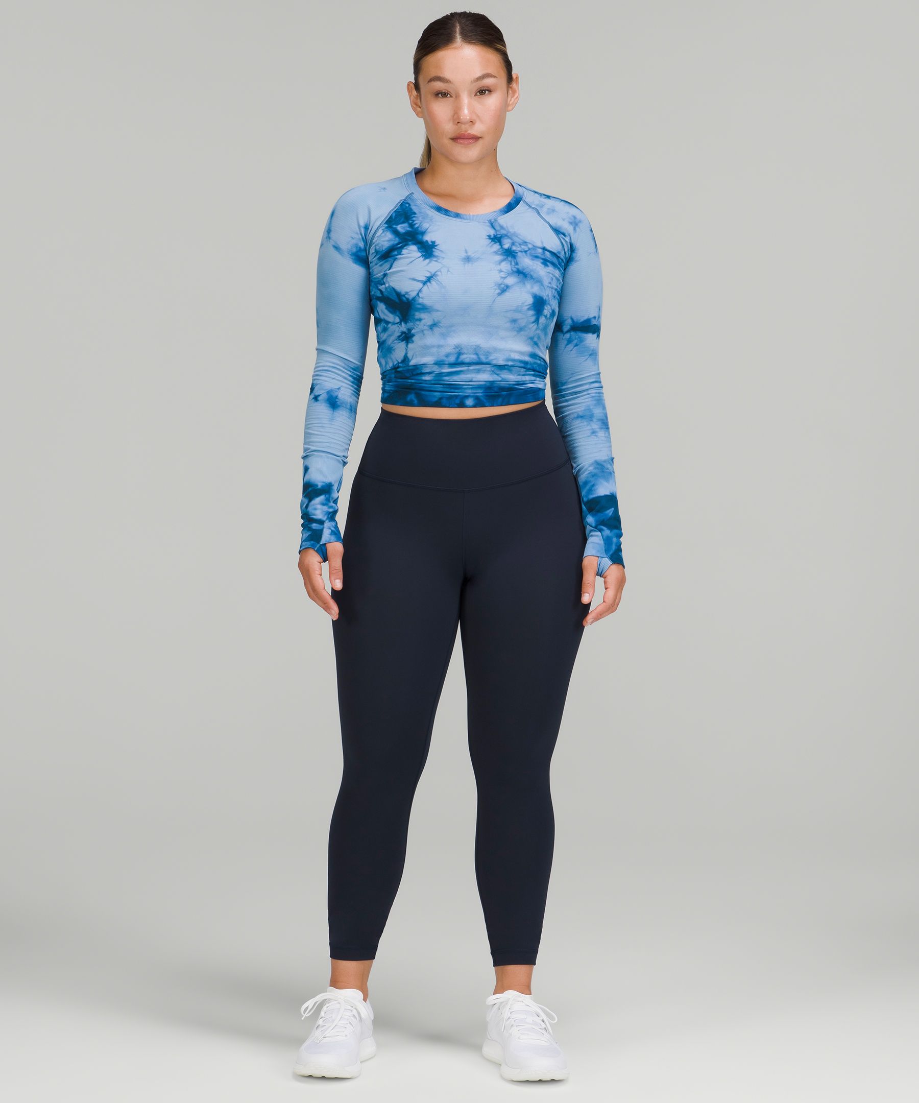 lululemon wunder train tight, Women's Fashion, Activewear on Carousell