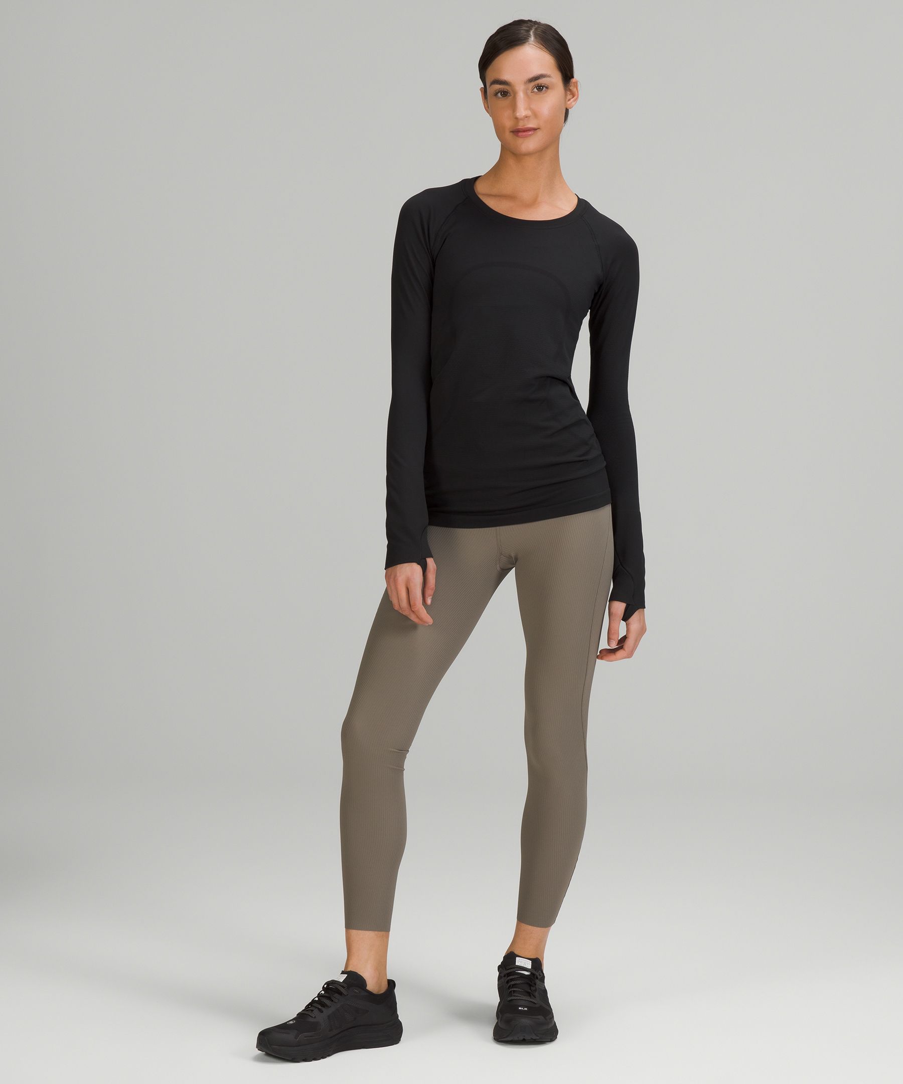 NWT lululemon Base Pace HR Tight 25*Ribbed-Size2 Black