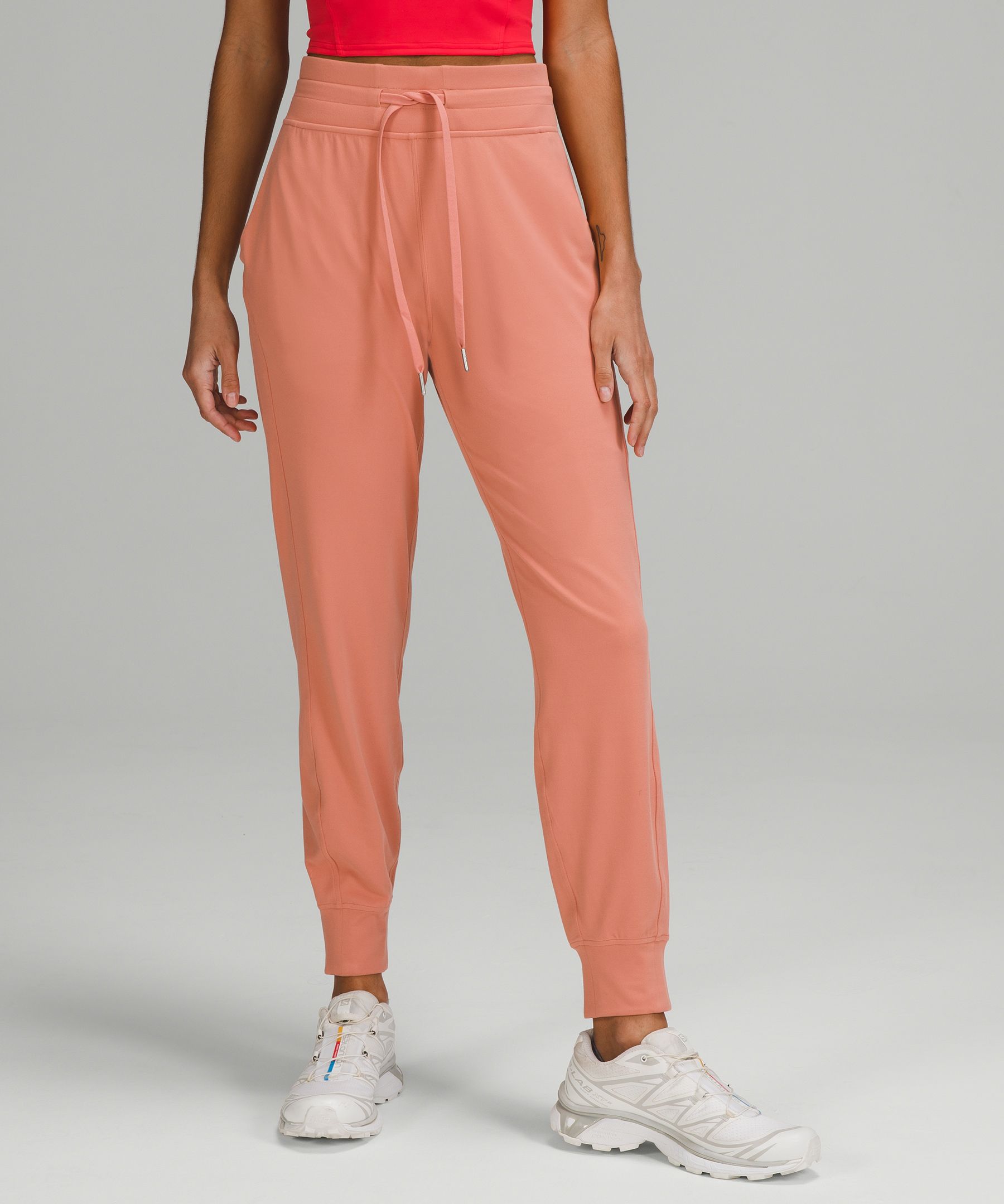 lululemon pink joggers