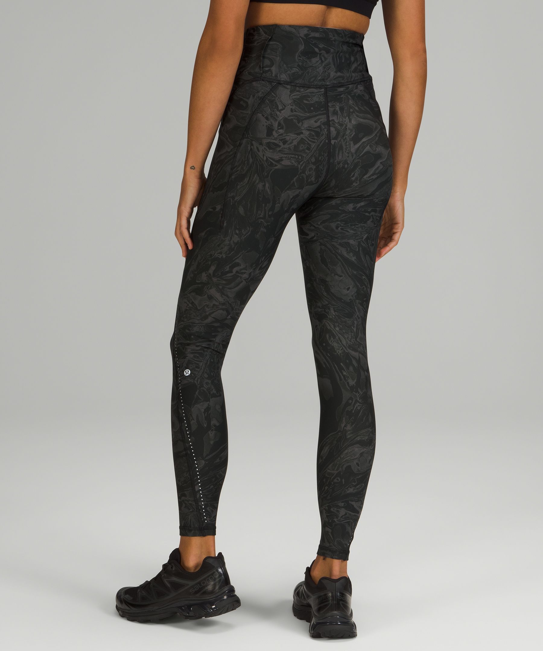 Lululemon Team Canada Chase The Chill Super-High-Rise Tight 28" *COC Logo. 3