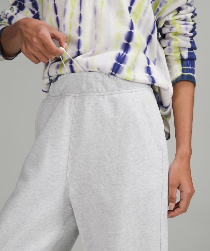 Relaxed High-Rise Jogger *Online Only