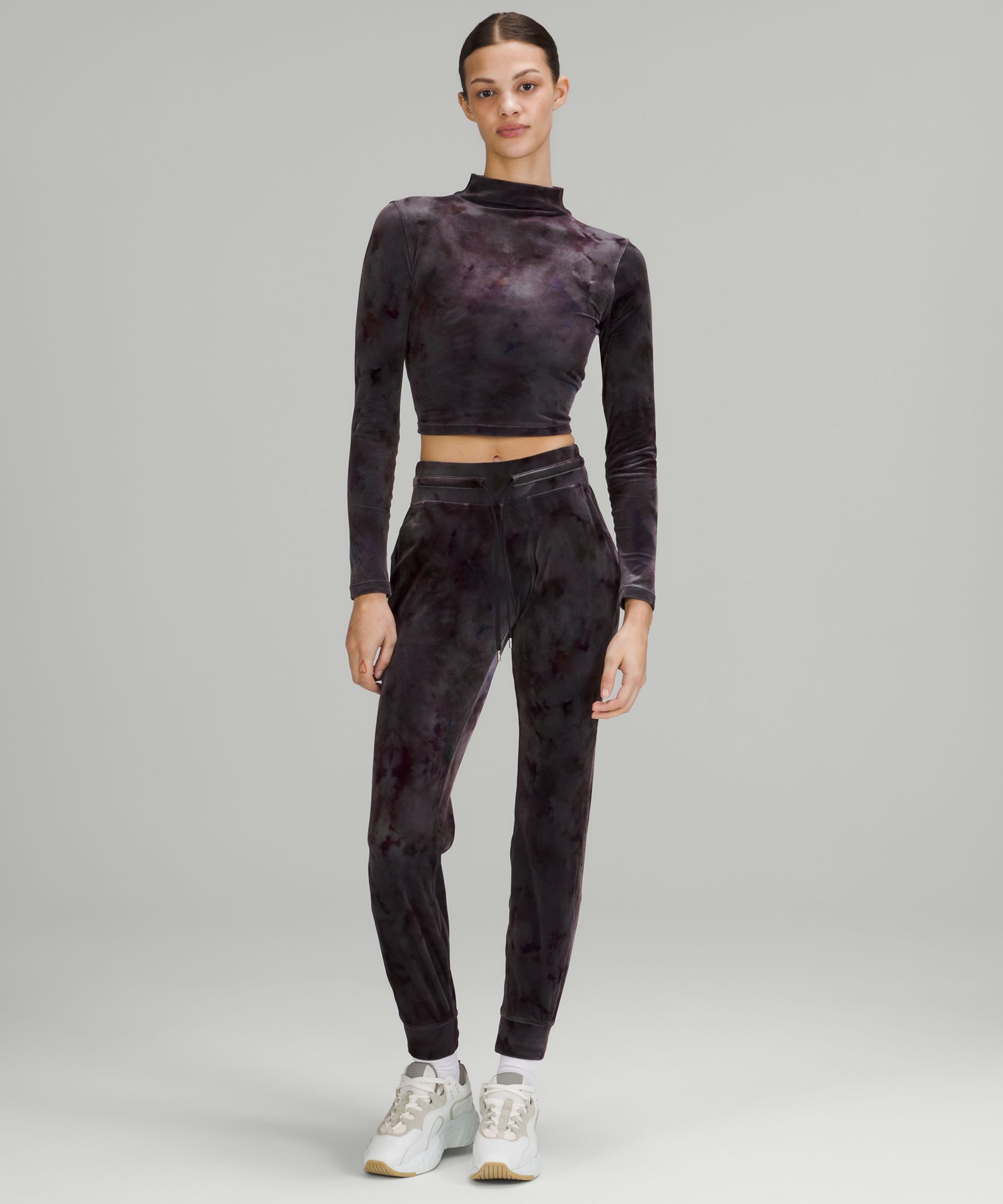 Lululemon Ready to Crush High-Rise Velour Jogger *Full Length. 2